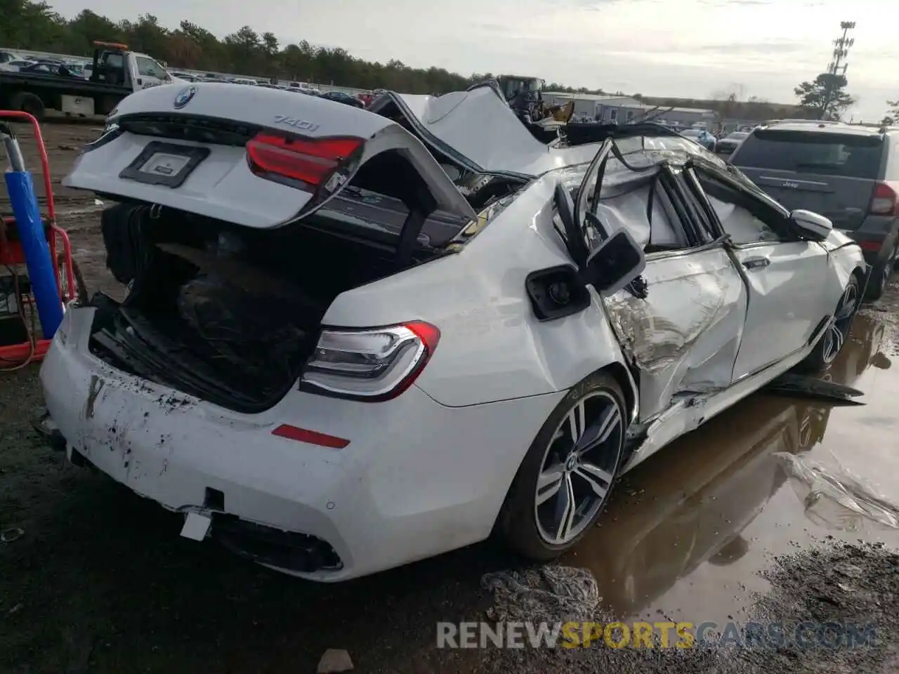 4 Photograph of a damaged car WBA7E4C59KGV70410 BMW 7 SERIES 2019