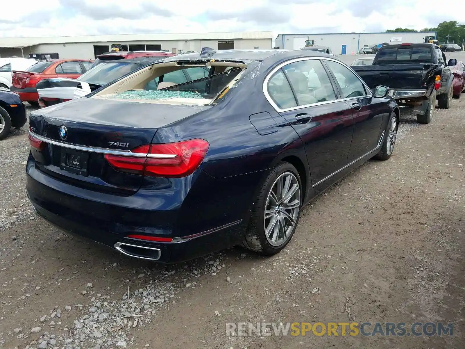 4 Фотография поврежденного автомобиля WBA7E4C5XKGV70089 BMW 7 SERIES 2019