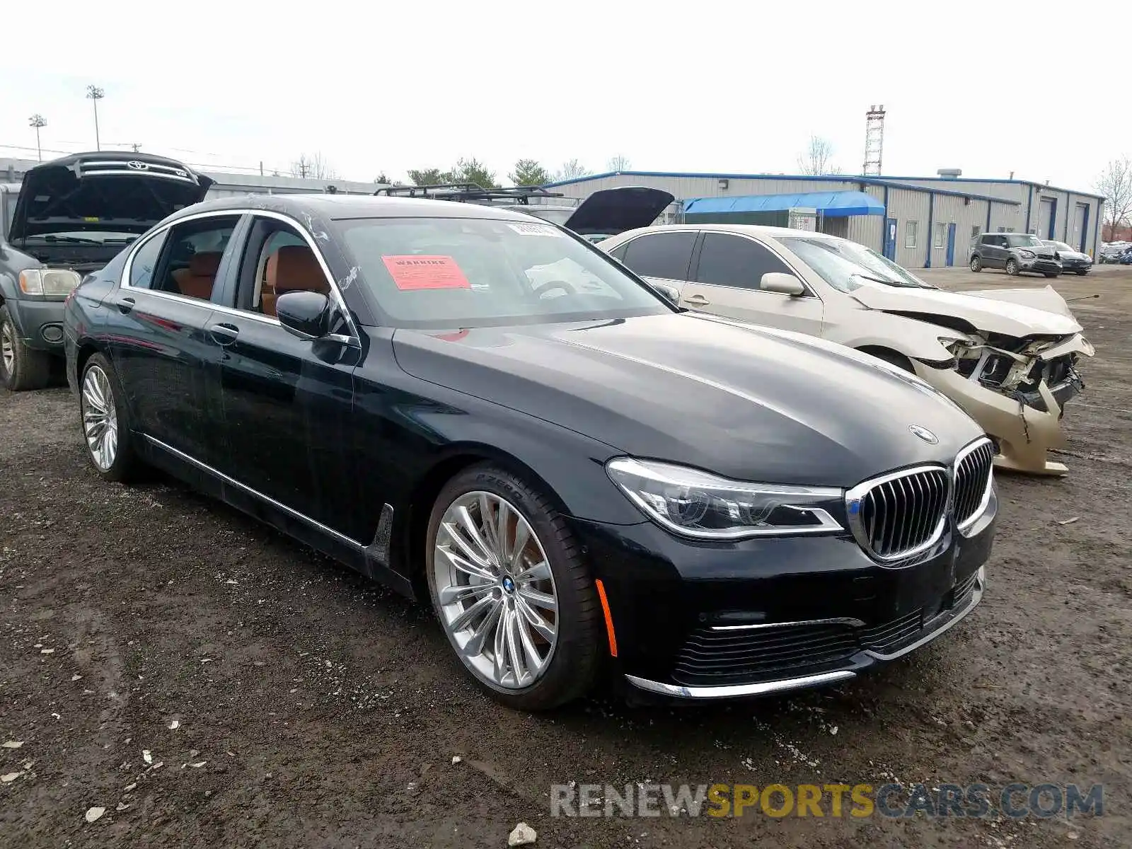 1 Фотография поврежденного автомобиля WBA7F0C50KGM24466 BMW 7 SERIES 2019