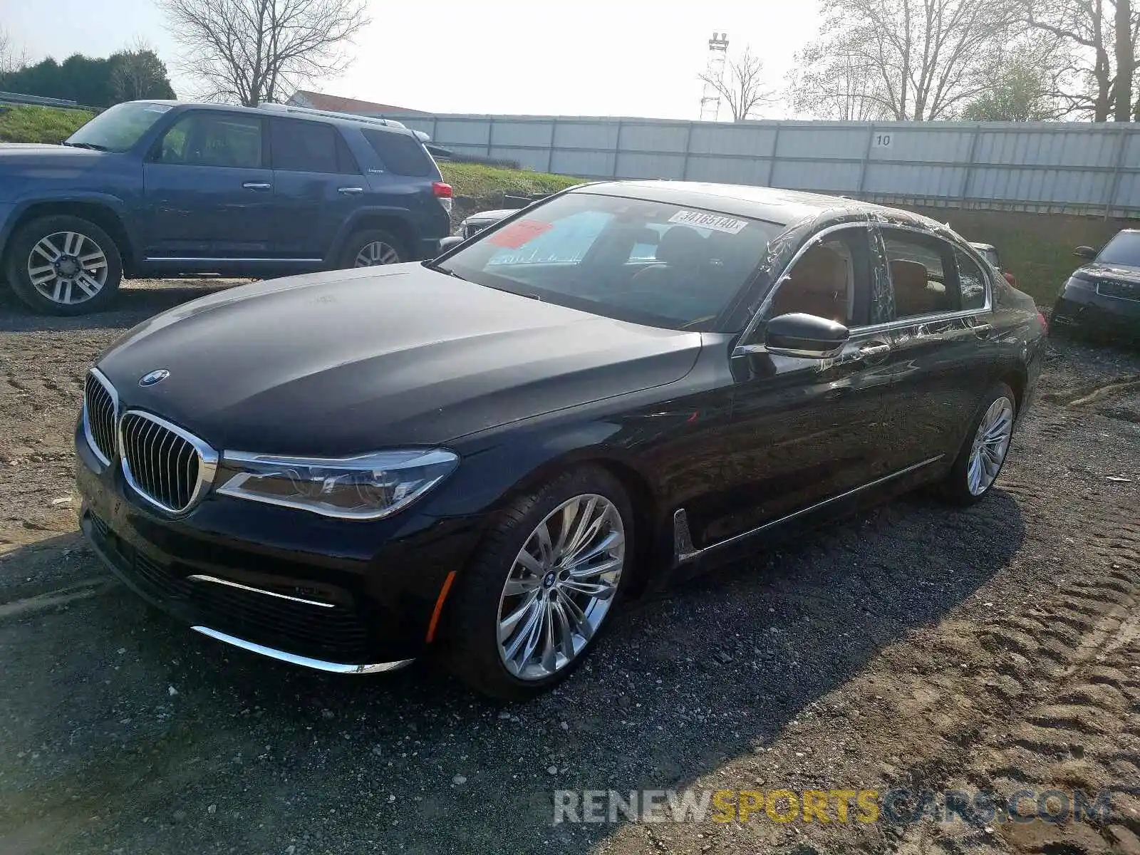 2 Photograph of a damaged car WBA7F0C50KGM24466 BMW 7 SERIES 2019