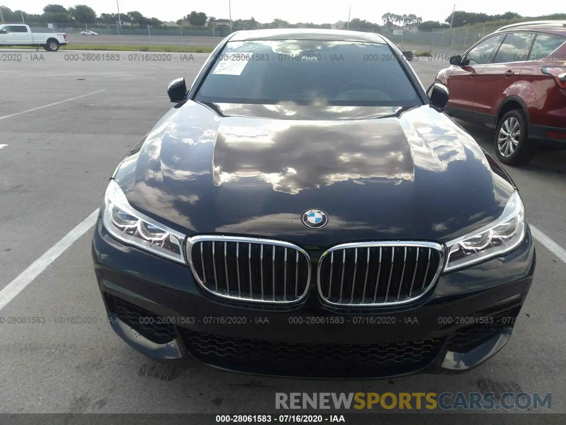 6 Photograph of a damaged car WBA7F0C51KGM25481 BMW 7 SERIES 2019