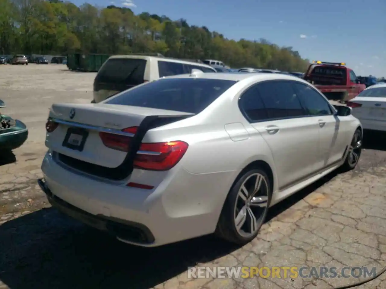 4 Photograph of a damaged car WBA7F0C51KGM25903 BMW 7 SERIES 2019