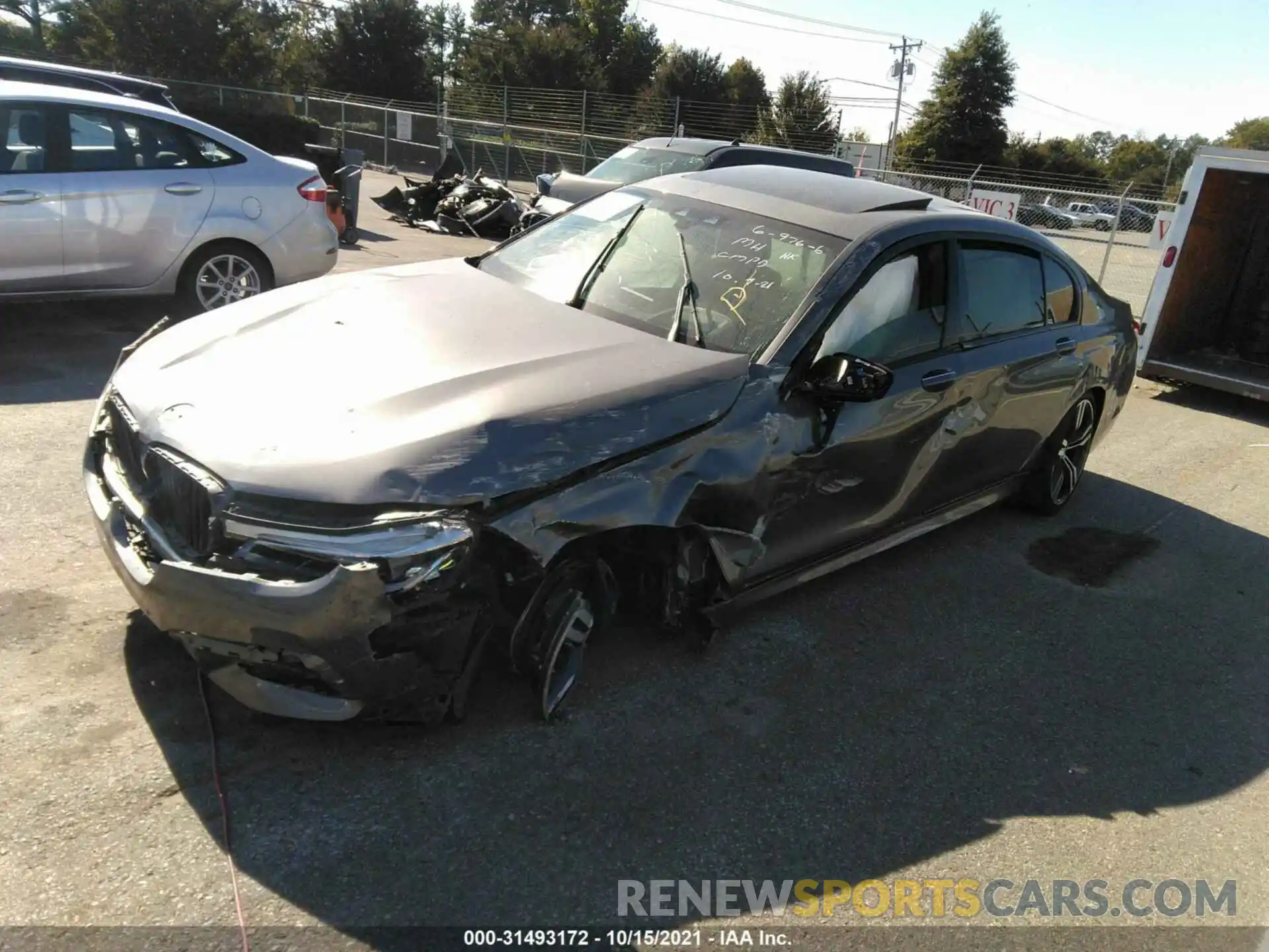 2 Photograph of a damaged car WBA7F0C52KGM25294 BMW 7 SERIES 2019