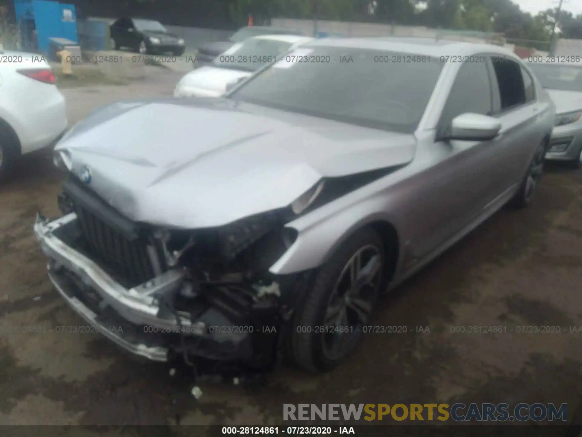 2 Фотография поврежденного автомобиля WBA7F0C52KGM25554 BMW 7 SERIES 2019