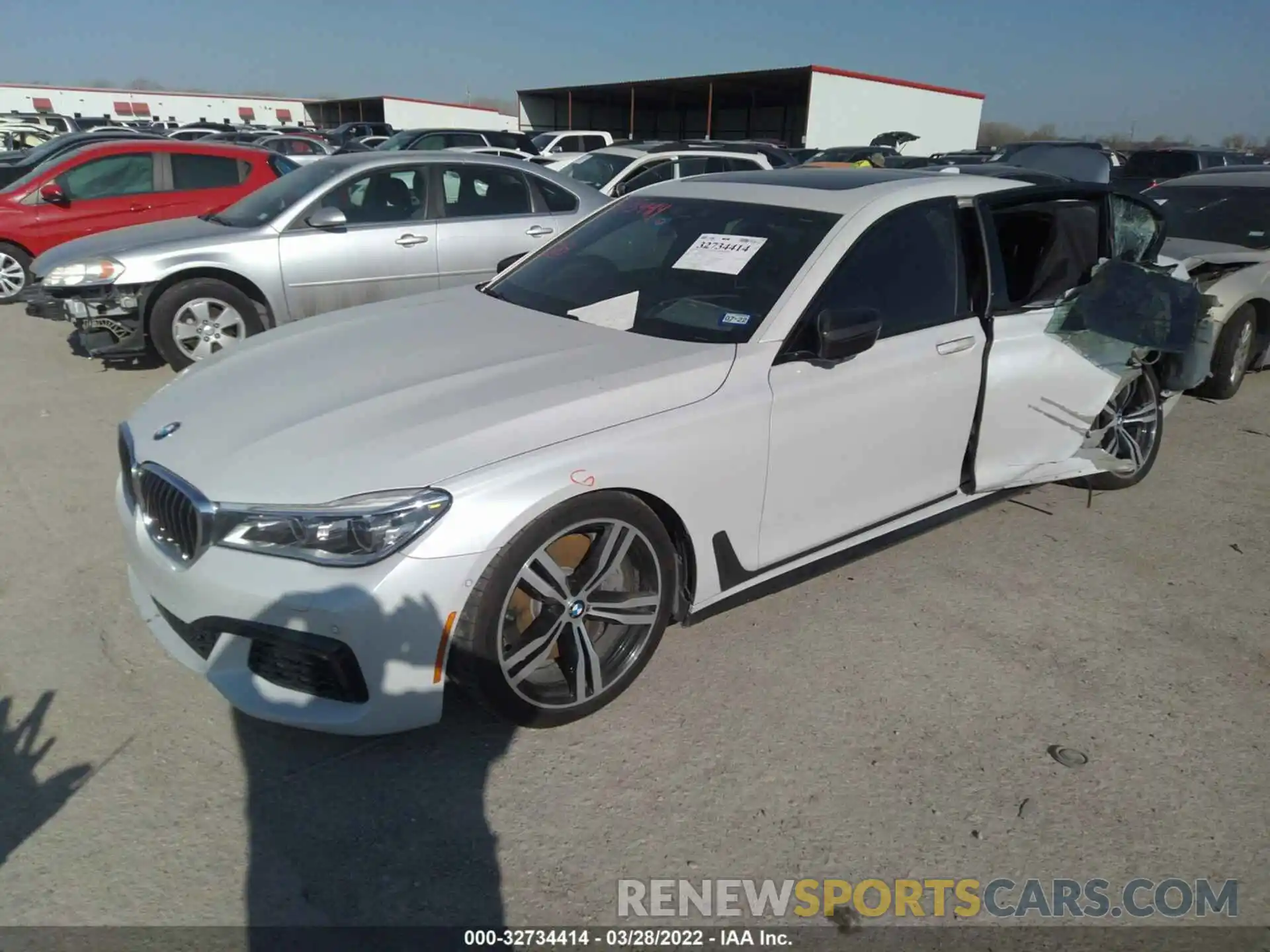 2 Photograph of a damaged car WBA7F0C53KGM24963 BMW 7 SERIES 2019