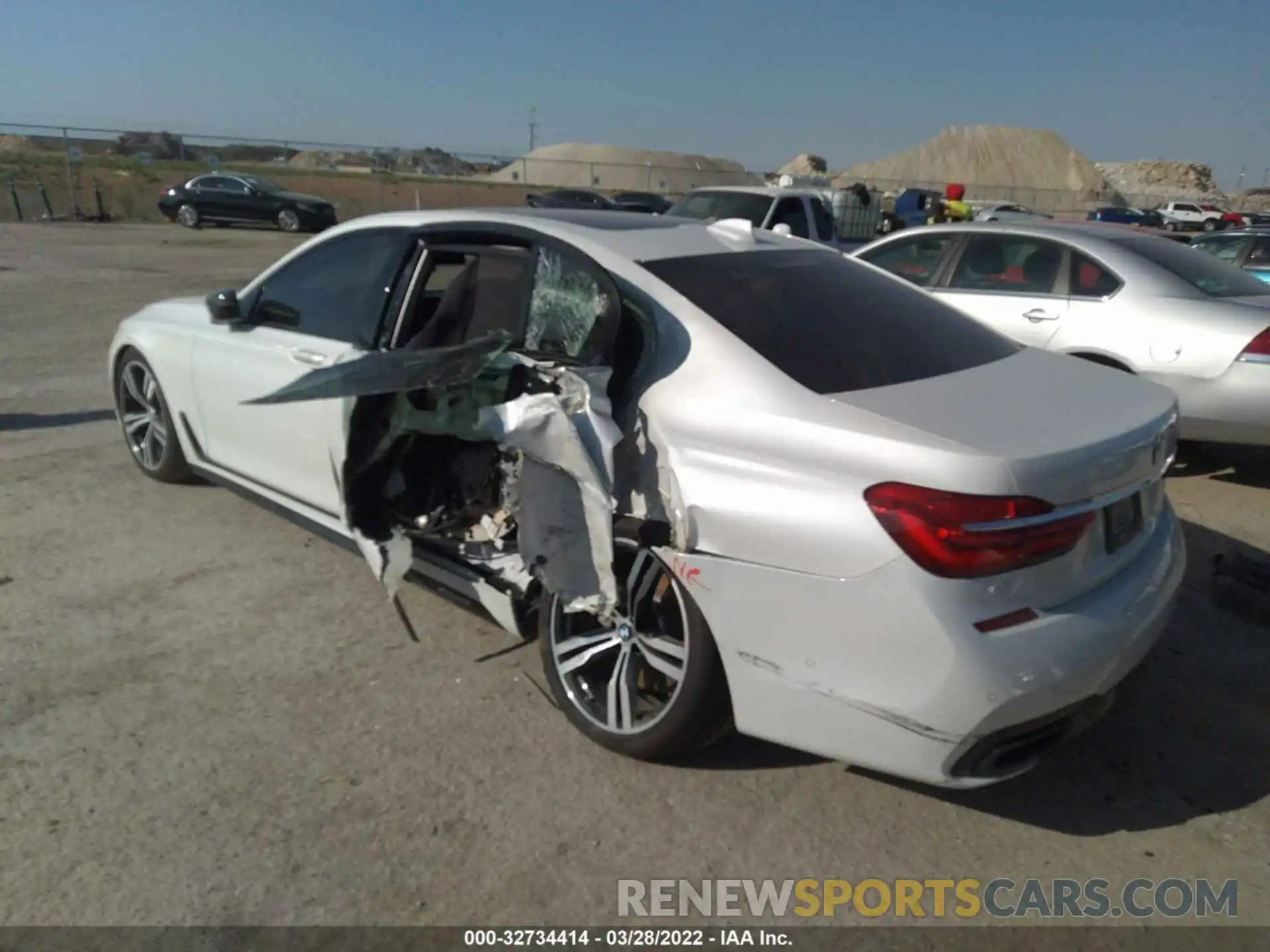 3 Photograph of a damaged car WBA7F0C53KGM24963 BMW 7 SERIES 2019