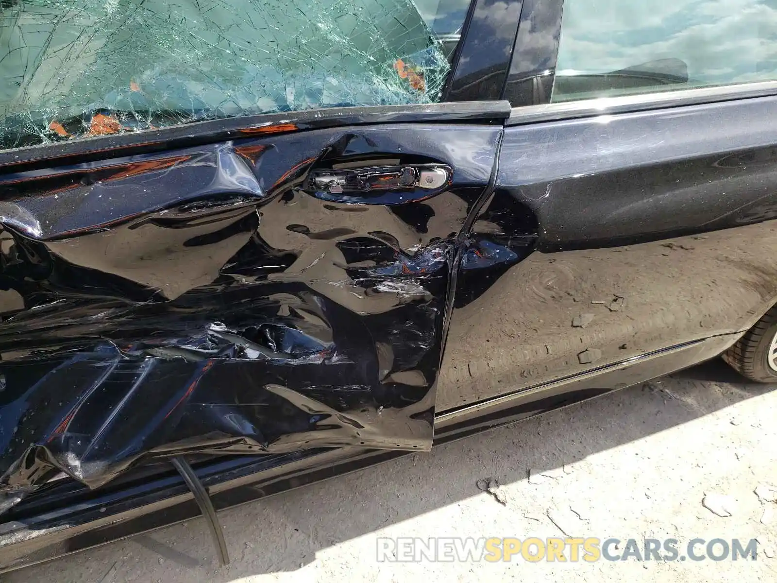 10 Photograph of a damaged car WBA7F0C53KGM25000 BMW 7 SERIES 2019