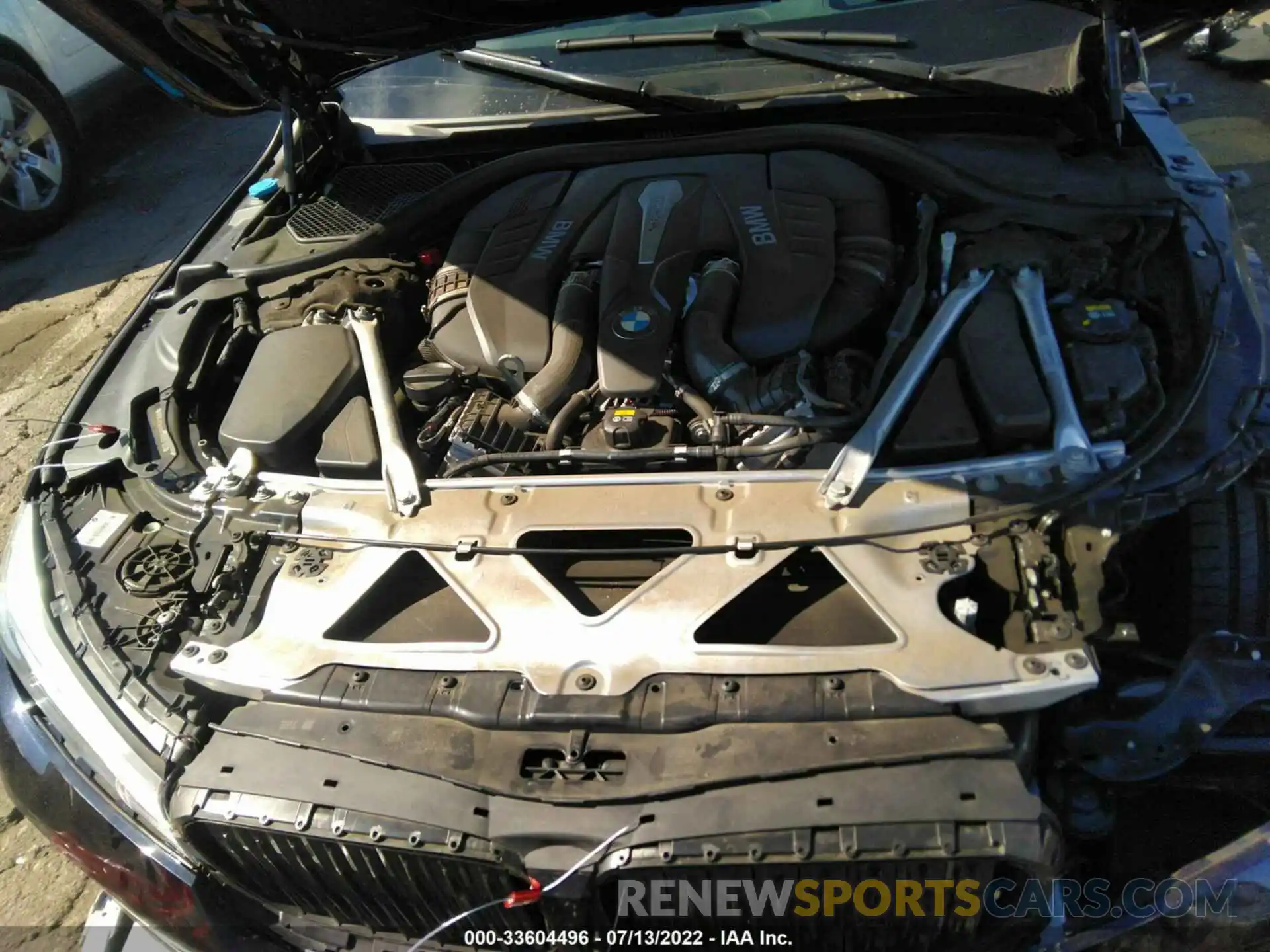 10 Photograph of a damaged car WBA7F0C55KGM25760 BMW 7 SERIES 2019