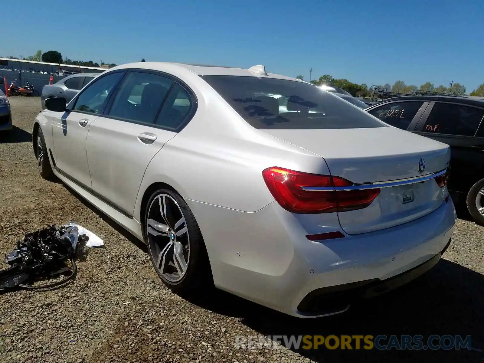 3 Photograph of a damaged car WBA7F0C59KGM25180 BMW 7 SERIES 2019