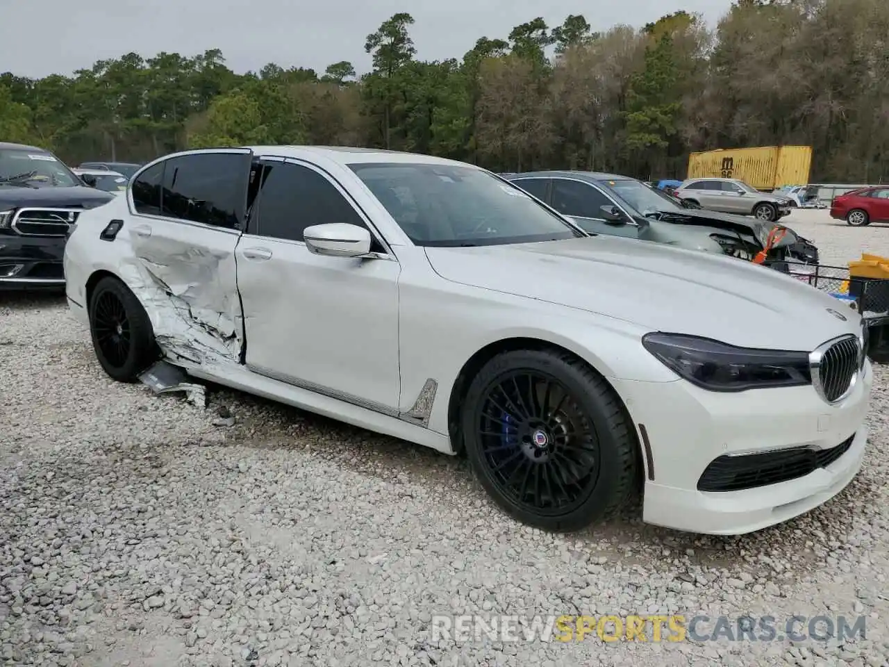 4 Photograph of a damaged car WBA7F2C17KB242401 BMW 7 SERIES 2019