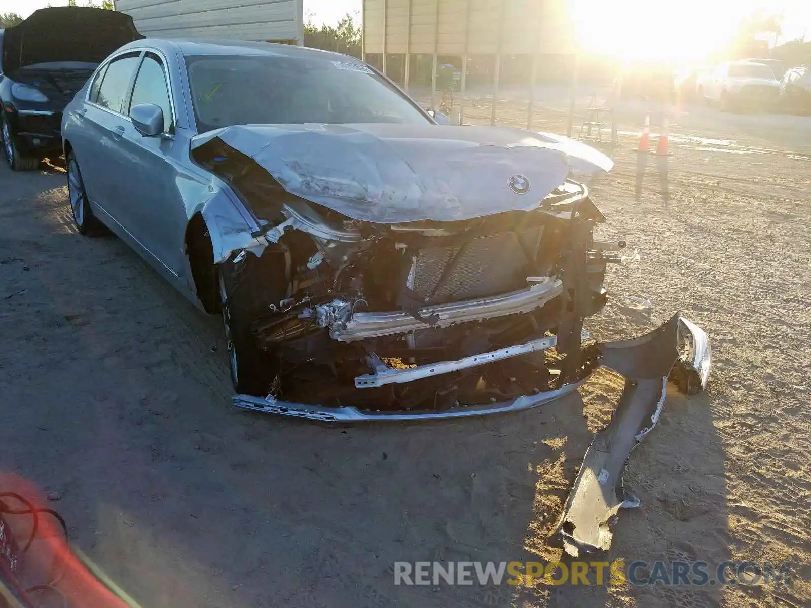 1 Фотография поврежденного автомобиля WBA7F2C51KB239139 BMW 7 SERIES 2019