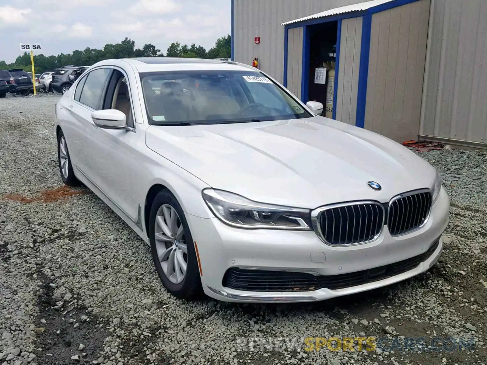 1 Фотография поврежденного автомобиля WBA7F2C51KB239996 BMW 7 SERIES 2019