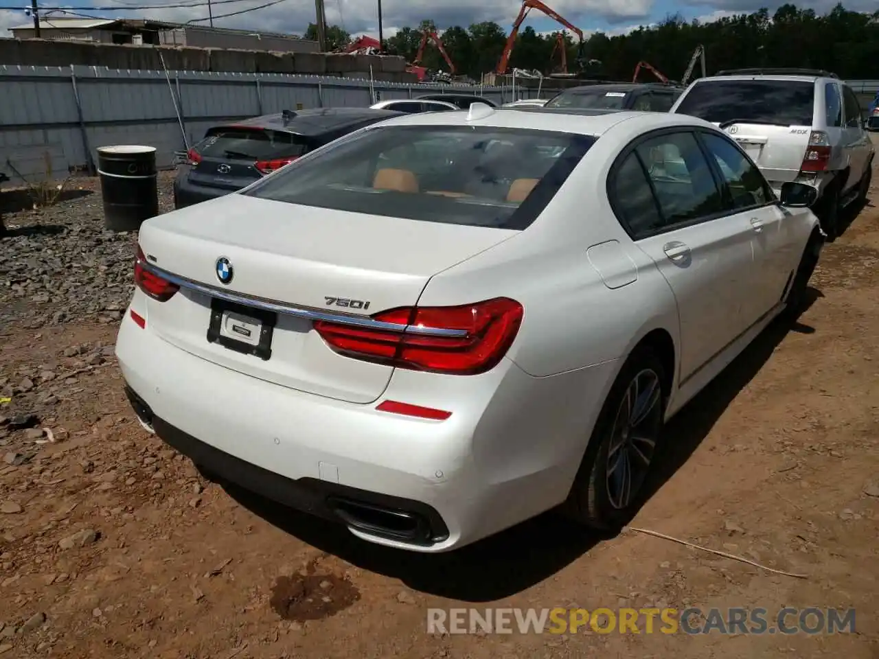 4 Photograph of a damaged car WBA7F2C52KB240204 BMW 7 SERIES 2019