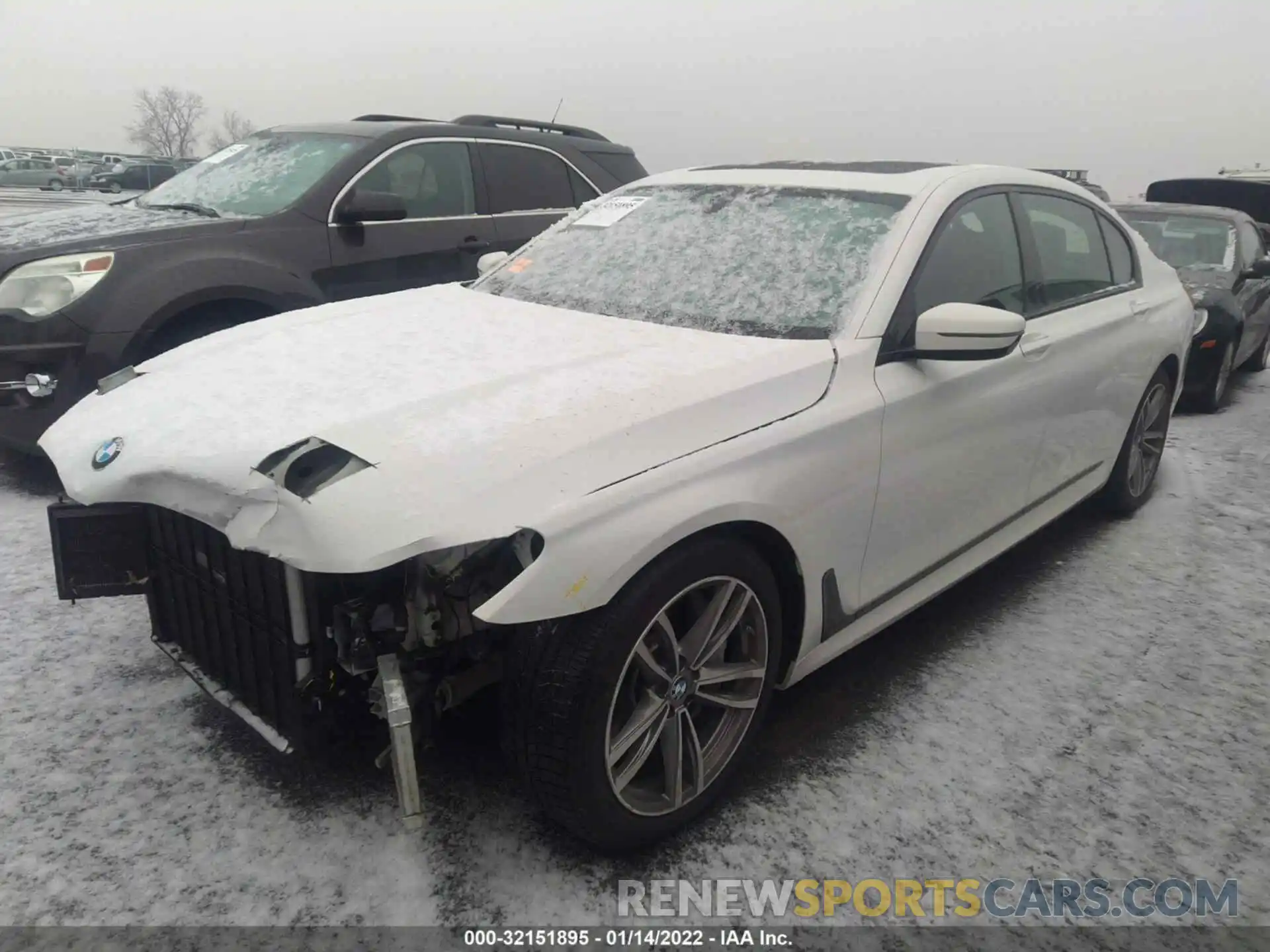 2 Фотография поврежденного автомобиля WBA7F2C53KB240082 BMW 7 SERIES 2019