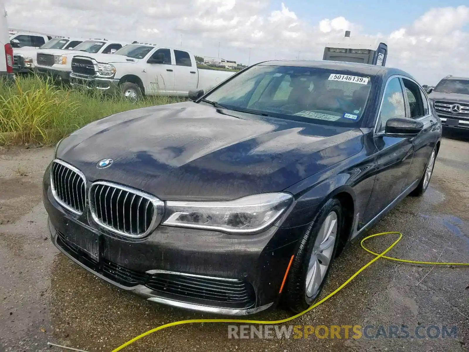 2 Photograph of a damaged car WBA7F2C54KB239118 BMW 7 SERIES 2019