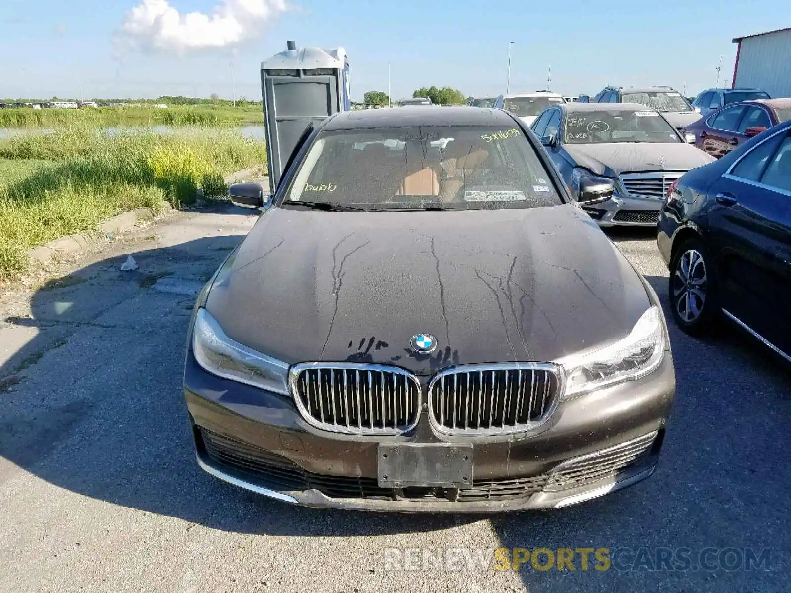 9 Photograph of a damaged car WBA7F2C54KB239118 BMW 7 SERIES 2019