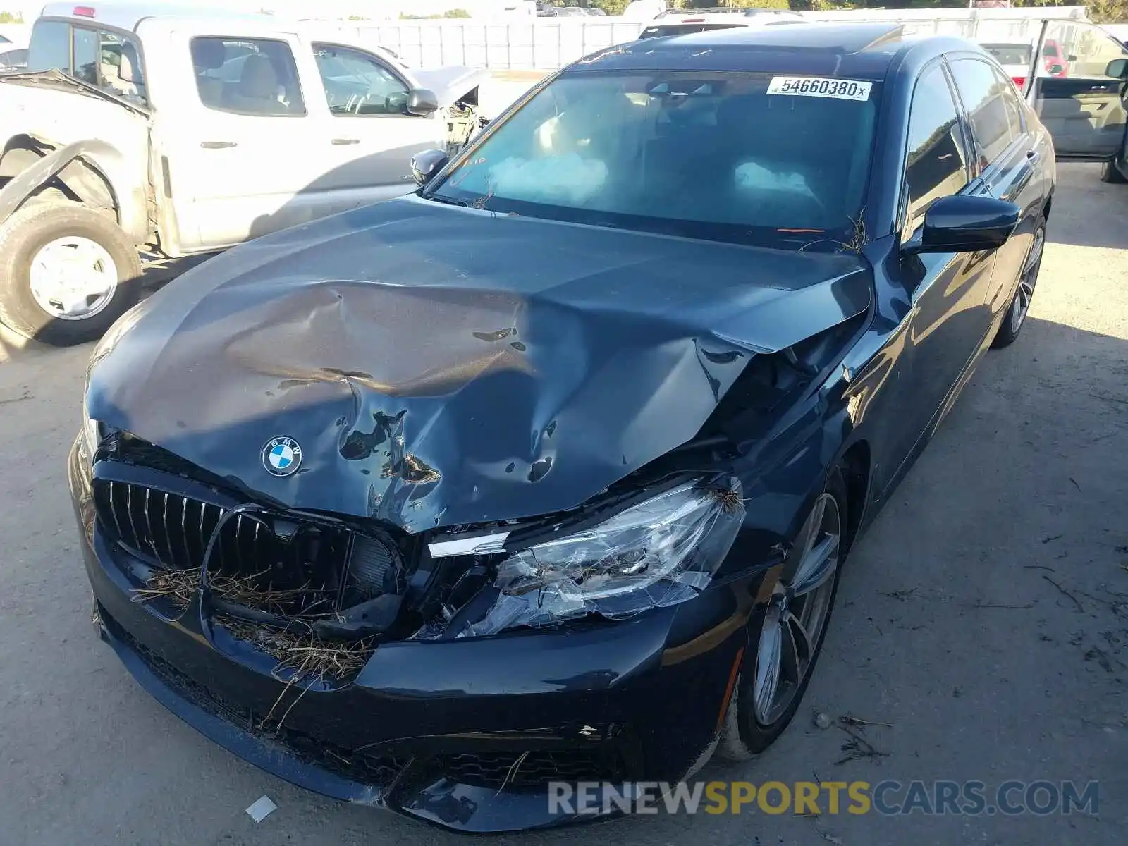2 Фотография поврежденного автомобиля WBA7F2C54KB239359 BMW 7 SERIES 2019