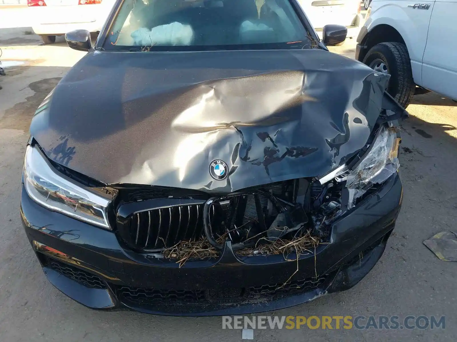 9 Фотография поврежденного автомобиля WBA7F2C54KB239359 BMW 7 SERIES 2019