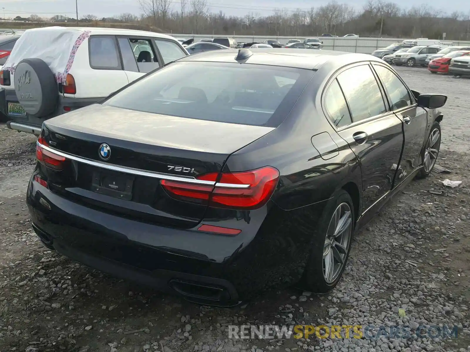 4 Photograph of a damaged car WBA7F2C56KB239444 BMW 7 SERIES 2019