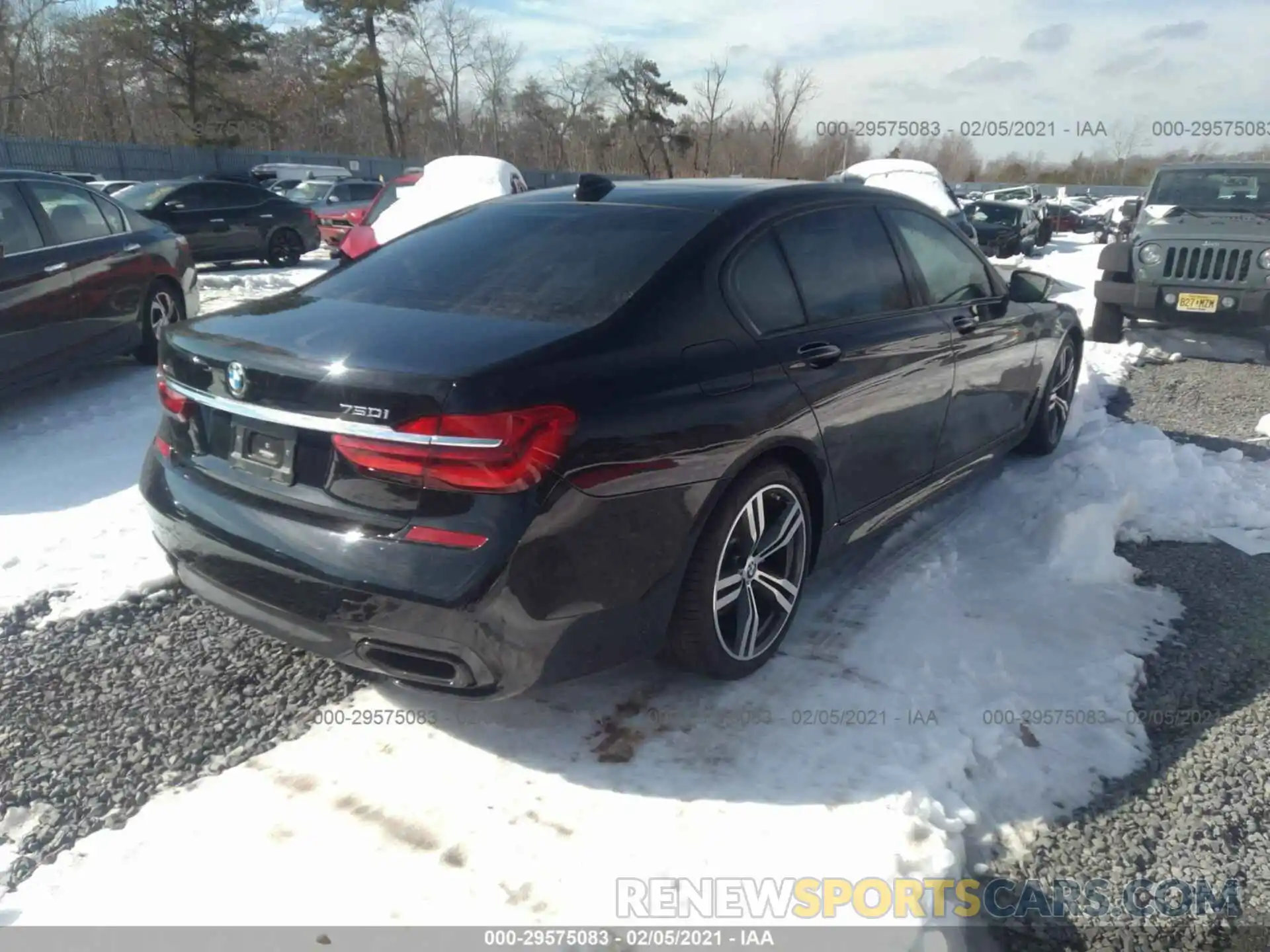 4 Photograph of a damaged car WBA7F2C57KB240425 BMW 7 SERIES 2019