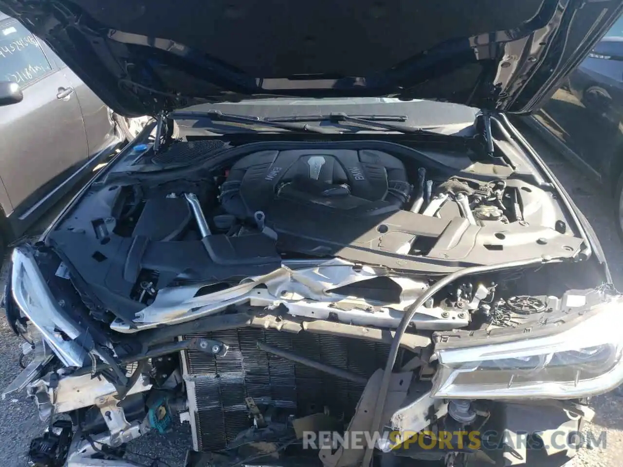 7 Photograph of a damaged car WBA7F2C59KB240474 BMW 7 SERIES 2019