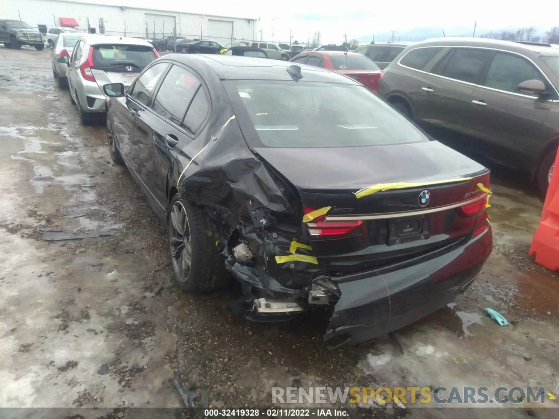 3 Photograph of a damaged car WBA7H6C55KG615040 BMW 7 SERIES 2019