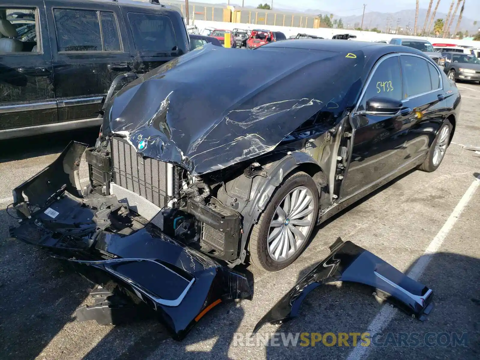 2 Photograph of a damaged car WBA7T2C00LCD81171 BMW 7 SERIES 2020