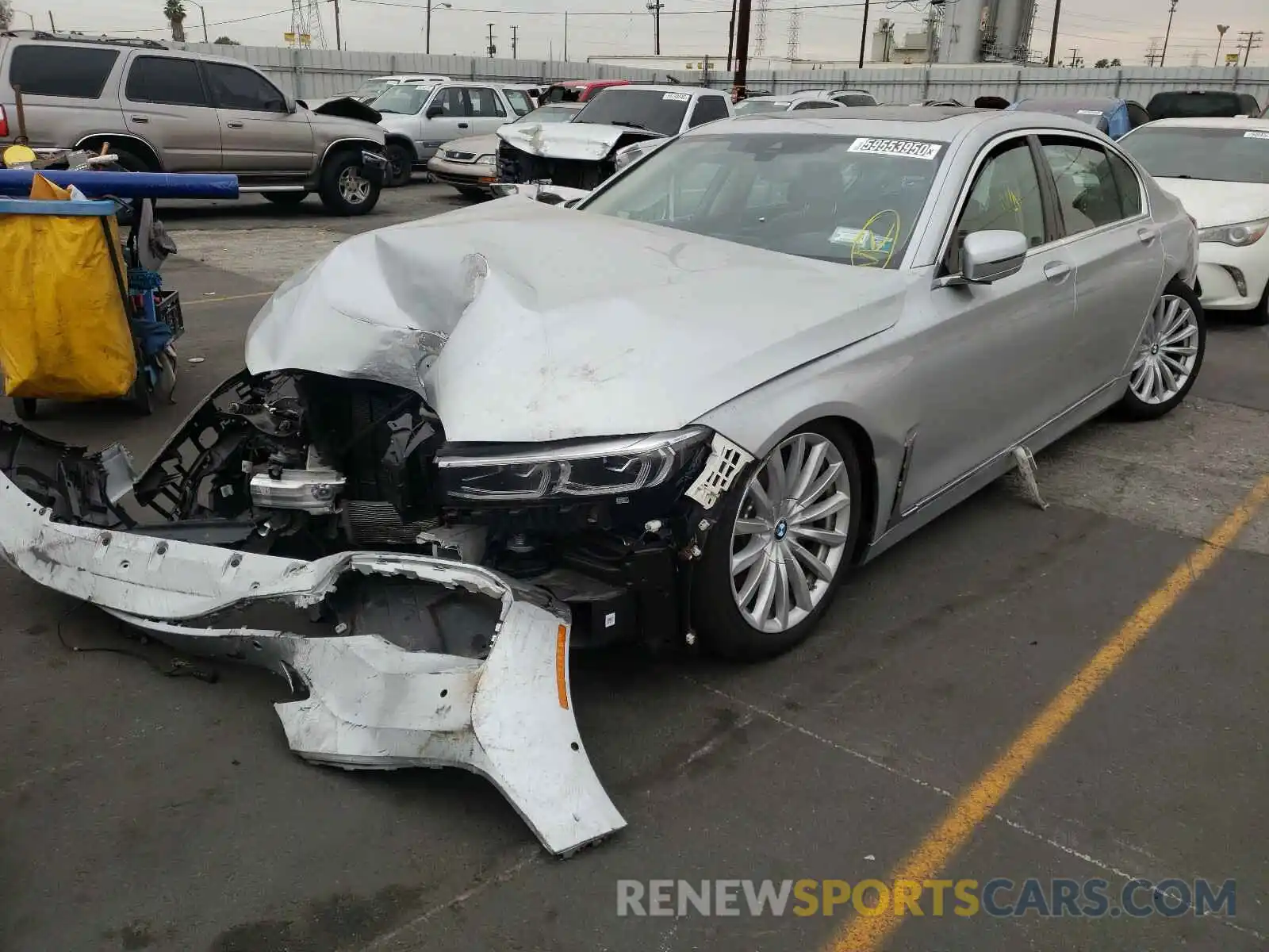 2 Photograph of a damaged car WBA7T2C00LCE39361 BMW 7 SERIES 2020