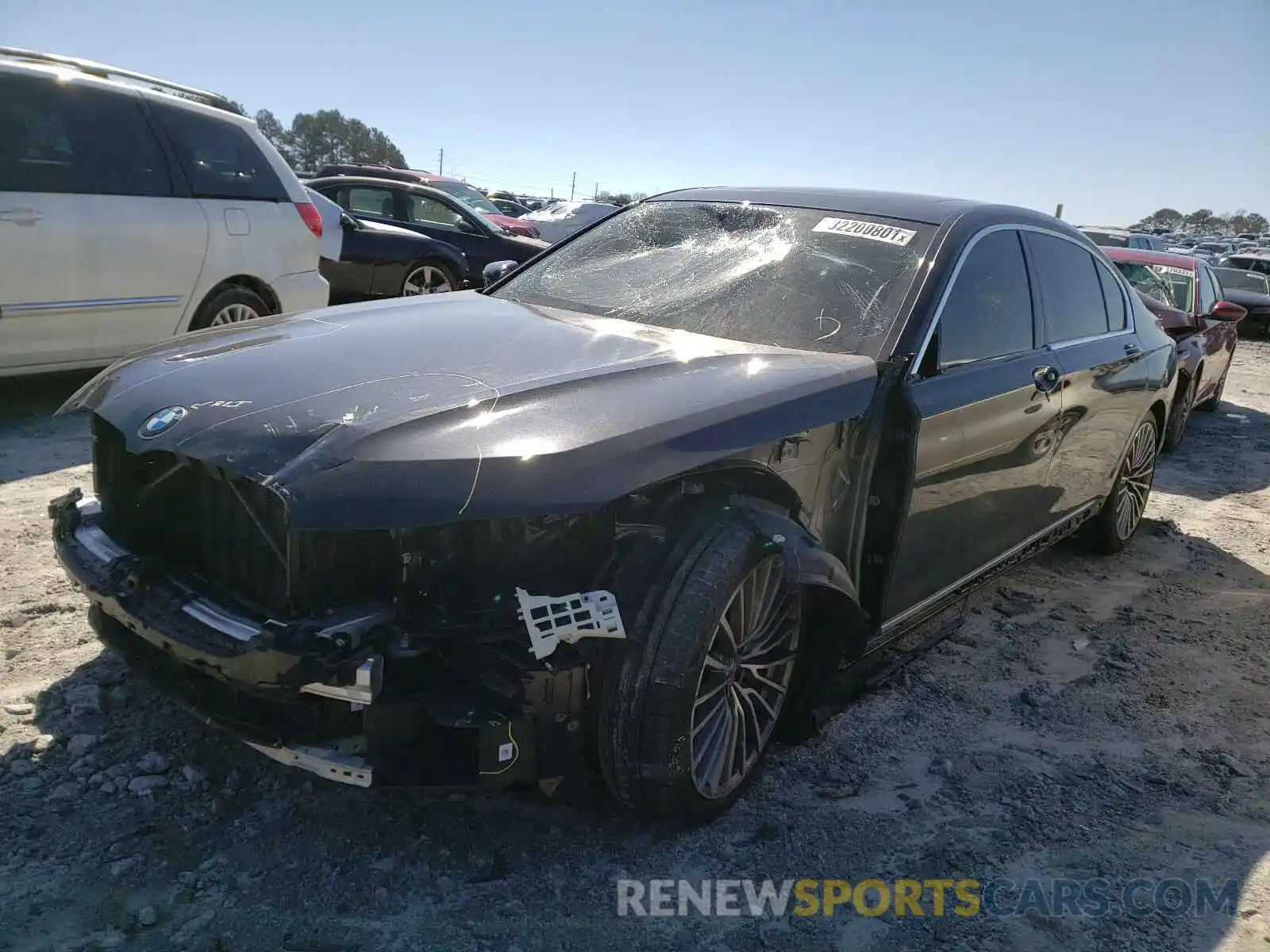 2 Photograph of a damaged car WBA7T2C00LGL17346 BMW 7 SERIES 2020