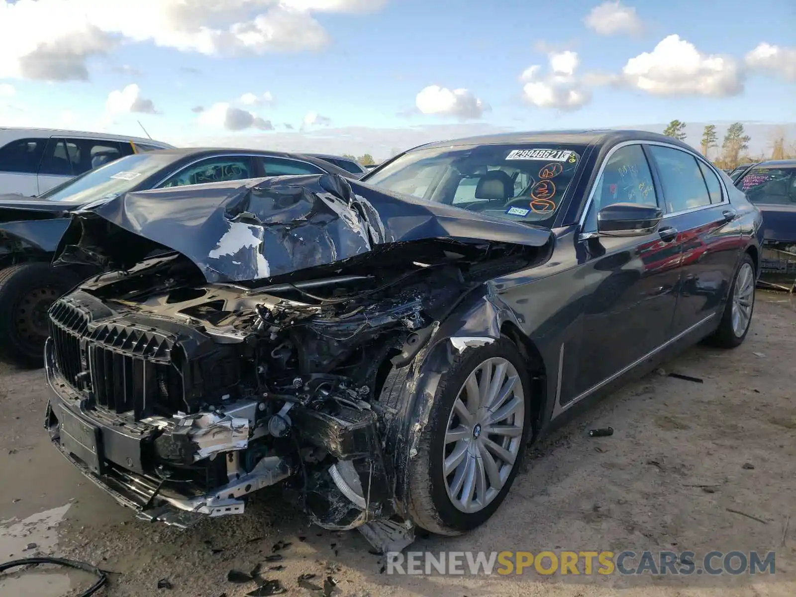 2 Photograph of a damaged car WBA7T2C01LCE03534 BMW 7 SERIES 2020