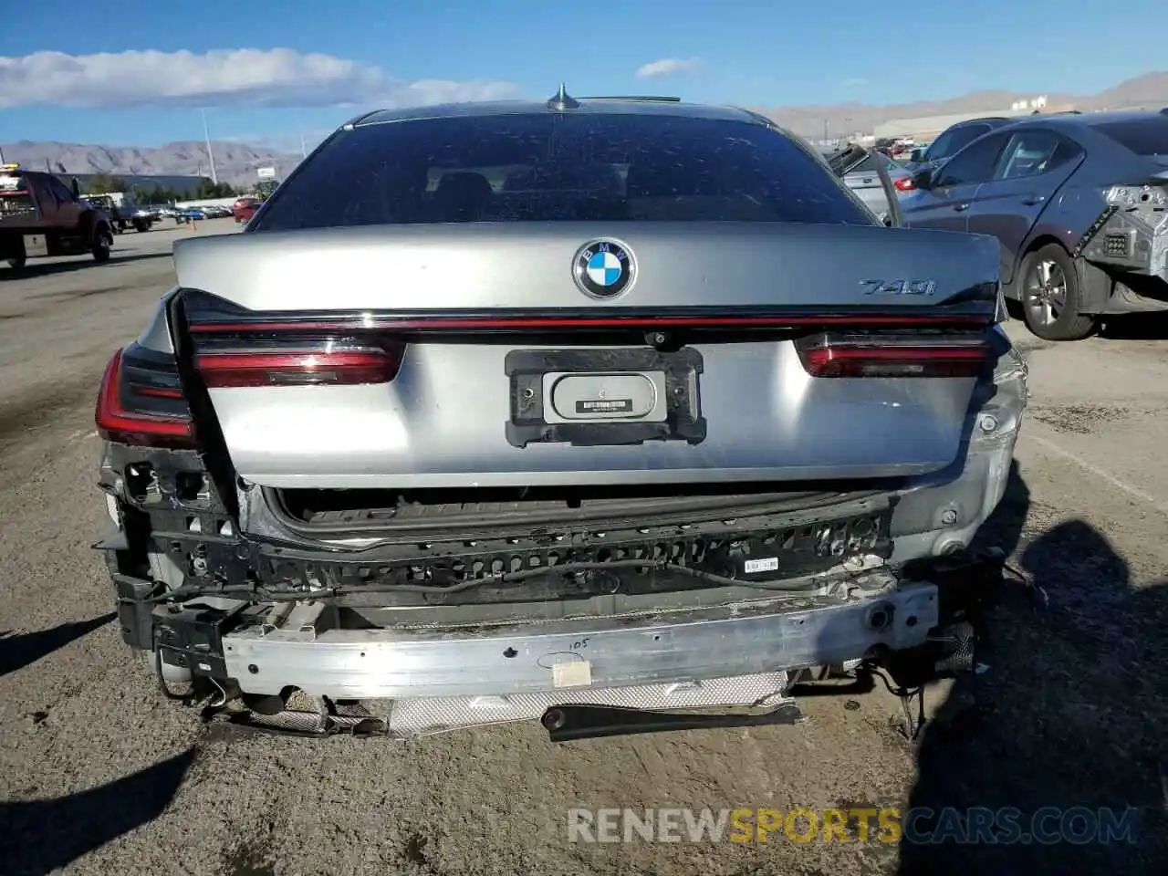 6 Photograph of a damaged car WBA7T2C01LGL17310 BMW 7 SERIES 2020