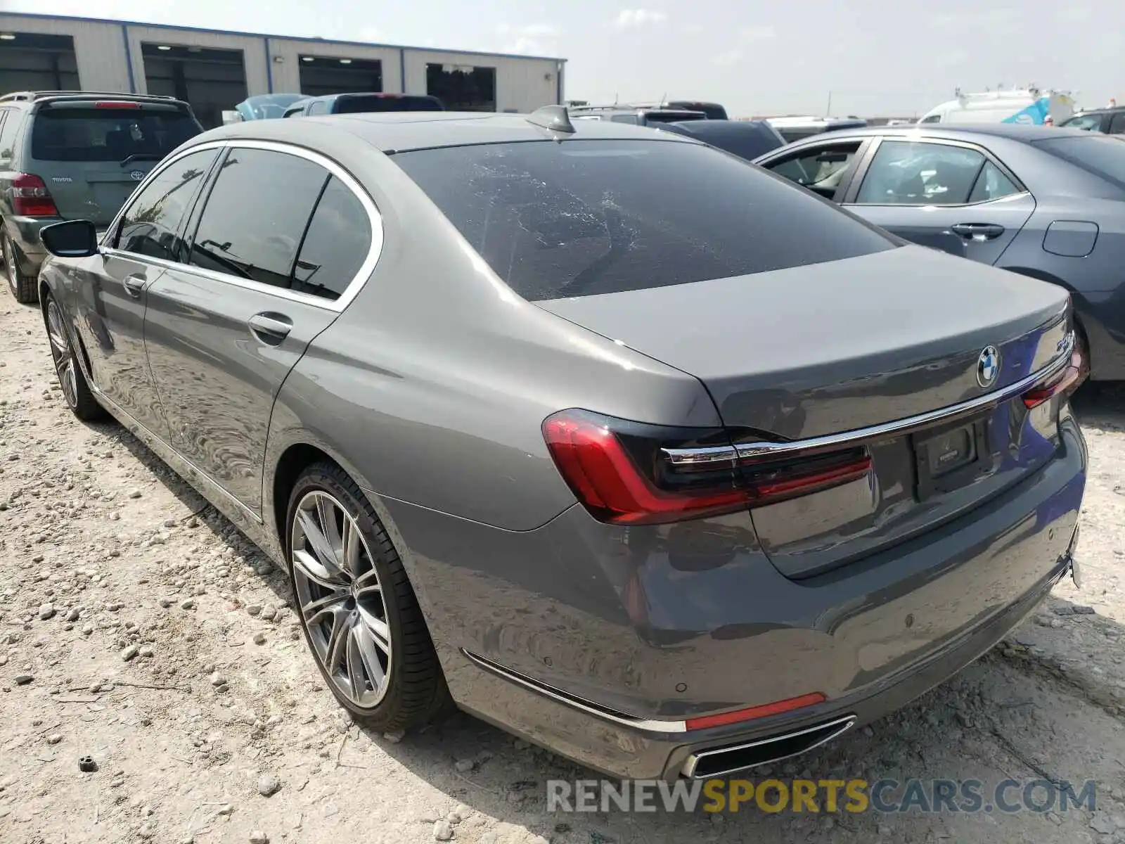 3 Photograph of a damaged car WBA7T2C03LGL17924 BMW 7 SERIES 2020