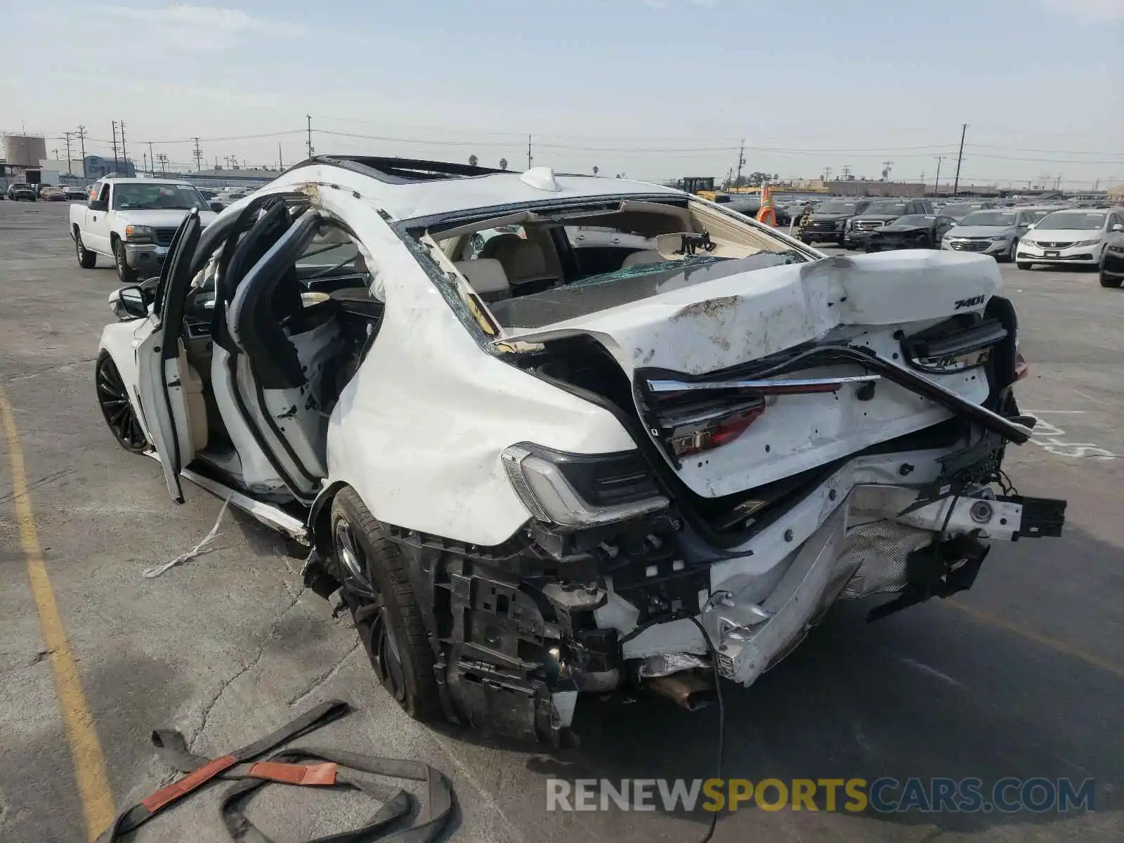 3 Photograph of a damaged car WBA7T2C05LGL17892 BMW 7 SERIES 2020