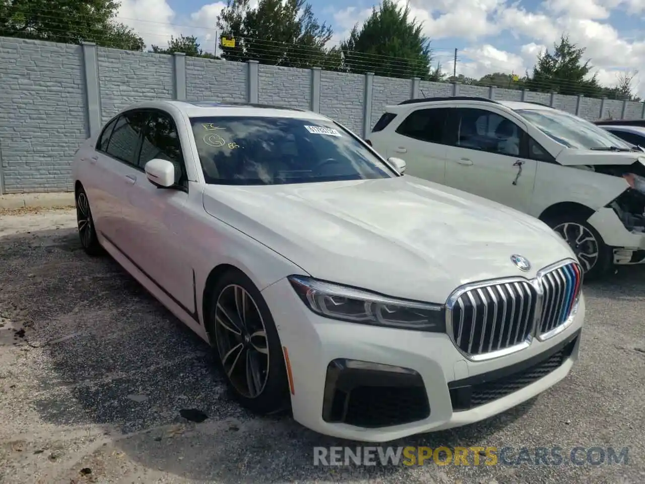 1 Photograph of a damaged car WBA7T2C06LGL17674 BMW 7 SERIES 2020