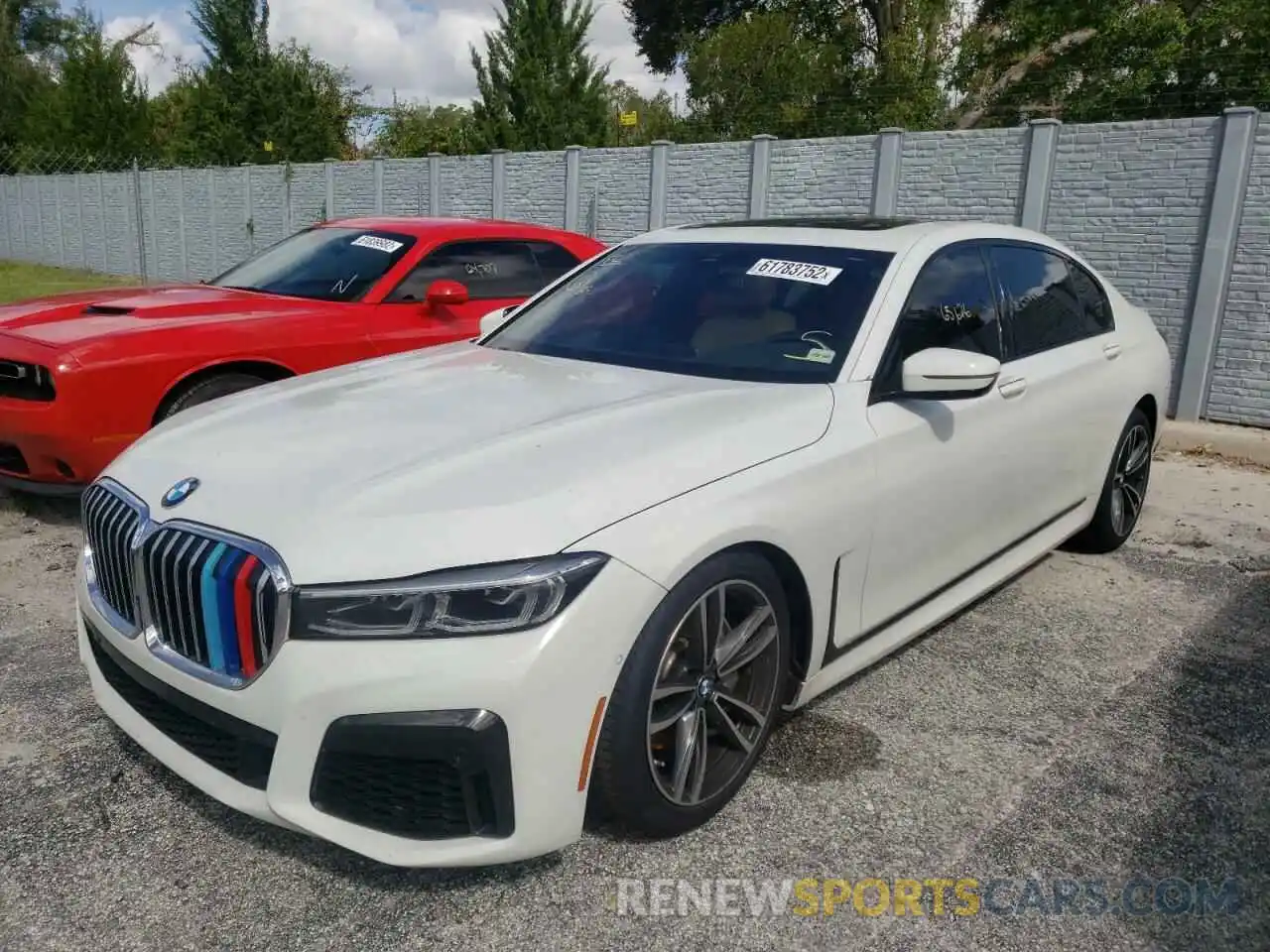 2 Photograph of a damaged car WBA7T2C06LGL17674 BMW 7 SERIES 2020