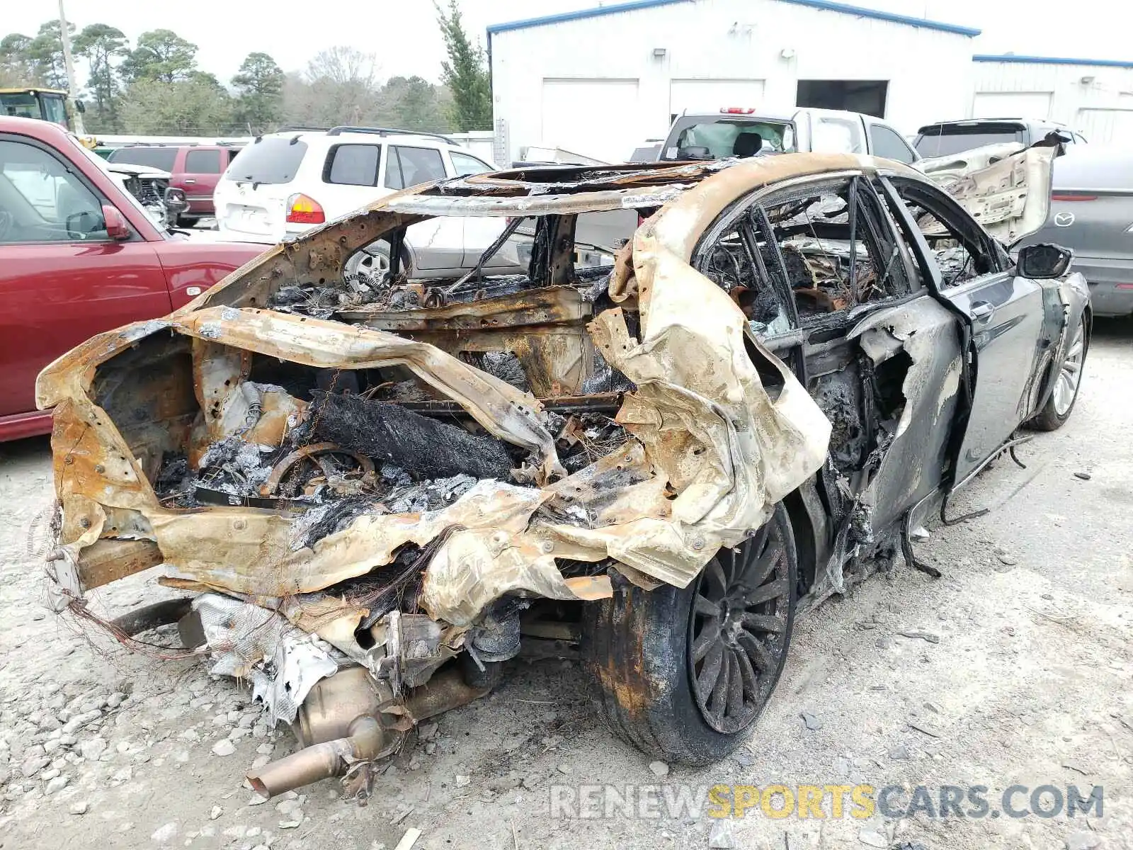 4 Фотография поврежденного автомобиля WBA7T2C07LCD96671 BMW 7 SERIES 2020