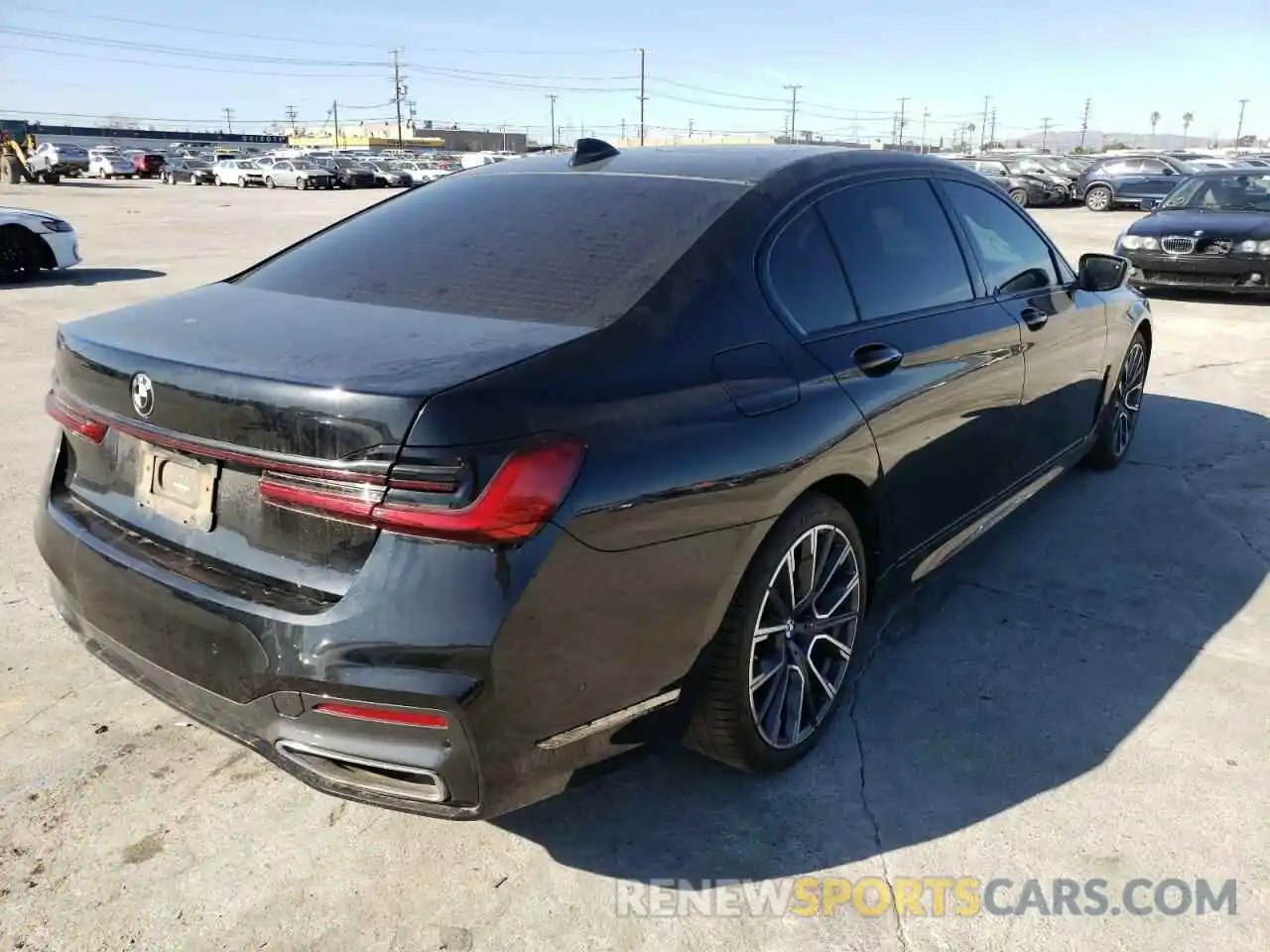 4 Photograph of a damaged car WBA7T2C09LGL17877 BMW 7 SERIES 2020