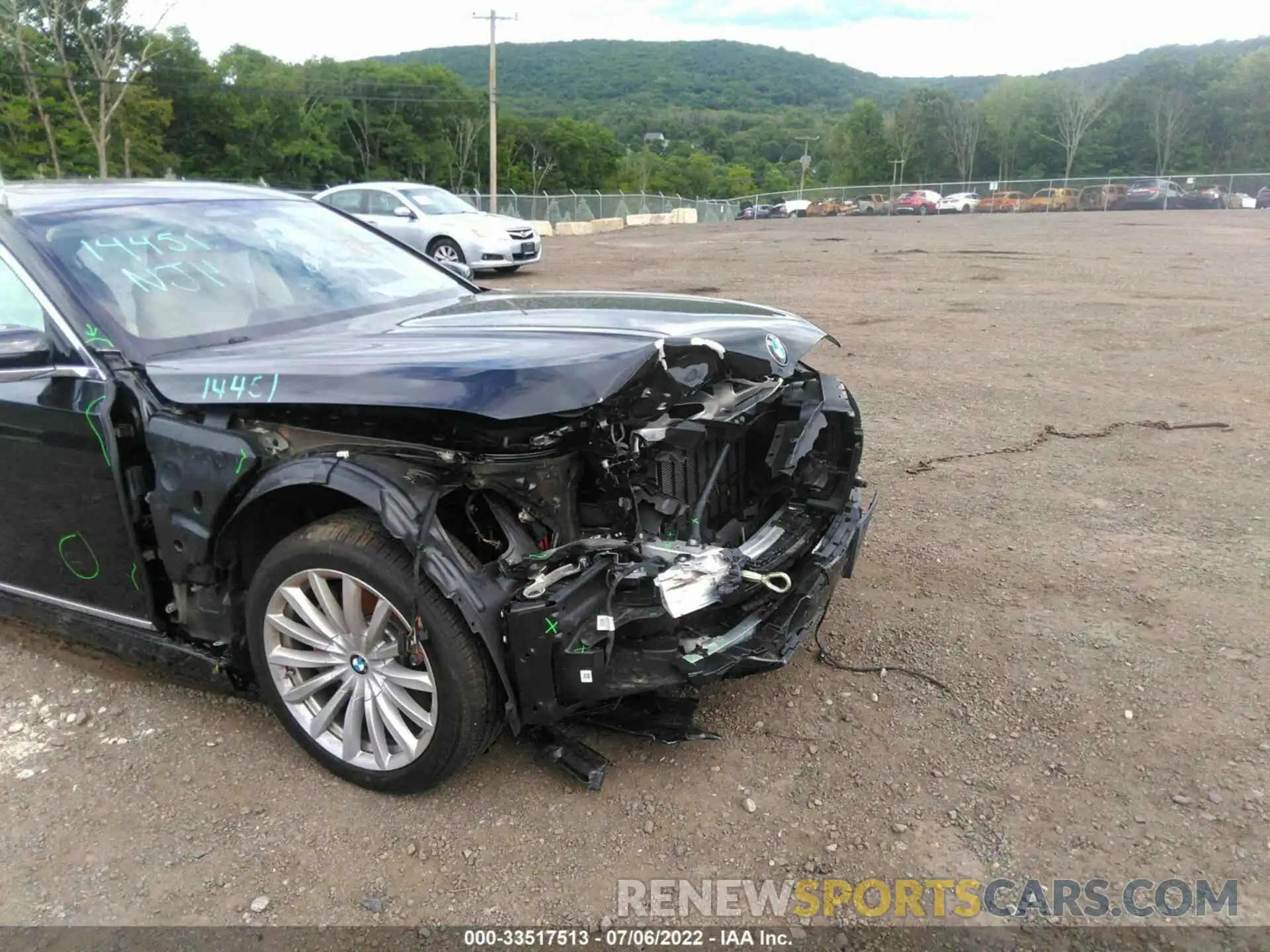 6 Photograph of a damaged car WBA7T4C00LCD94255 BMW 7 SERIES 2020