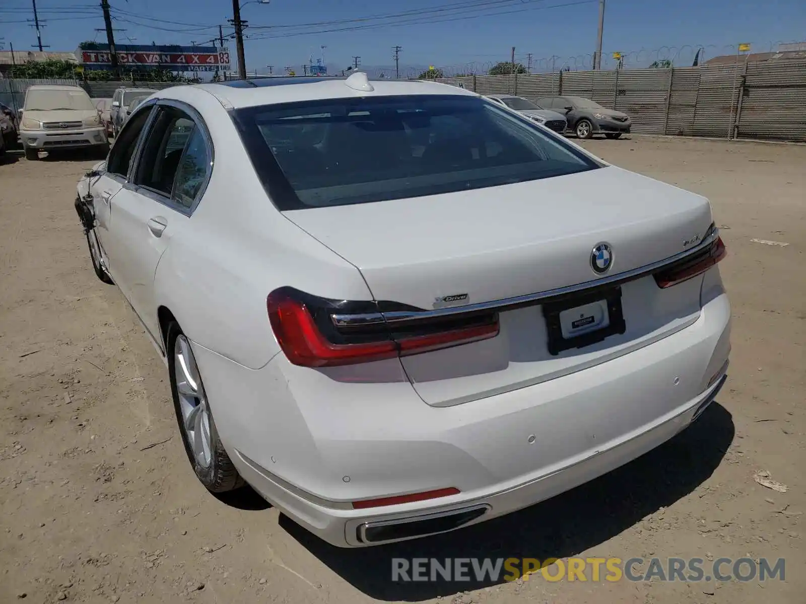 3 Photograph of a damaged car WBA7T4C00LGG62701 BMW 7 SERIES 2020