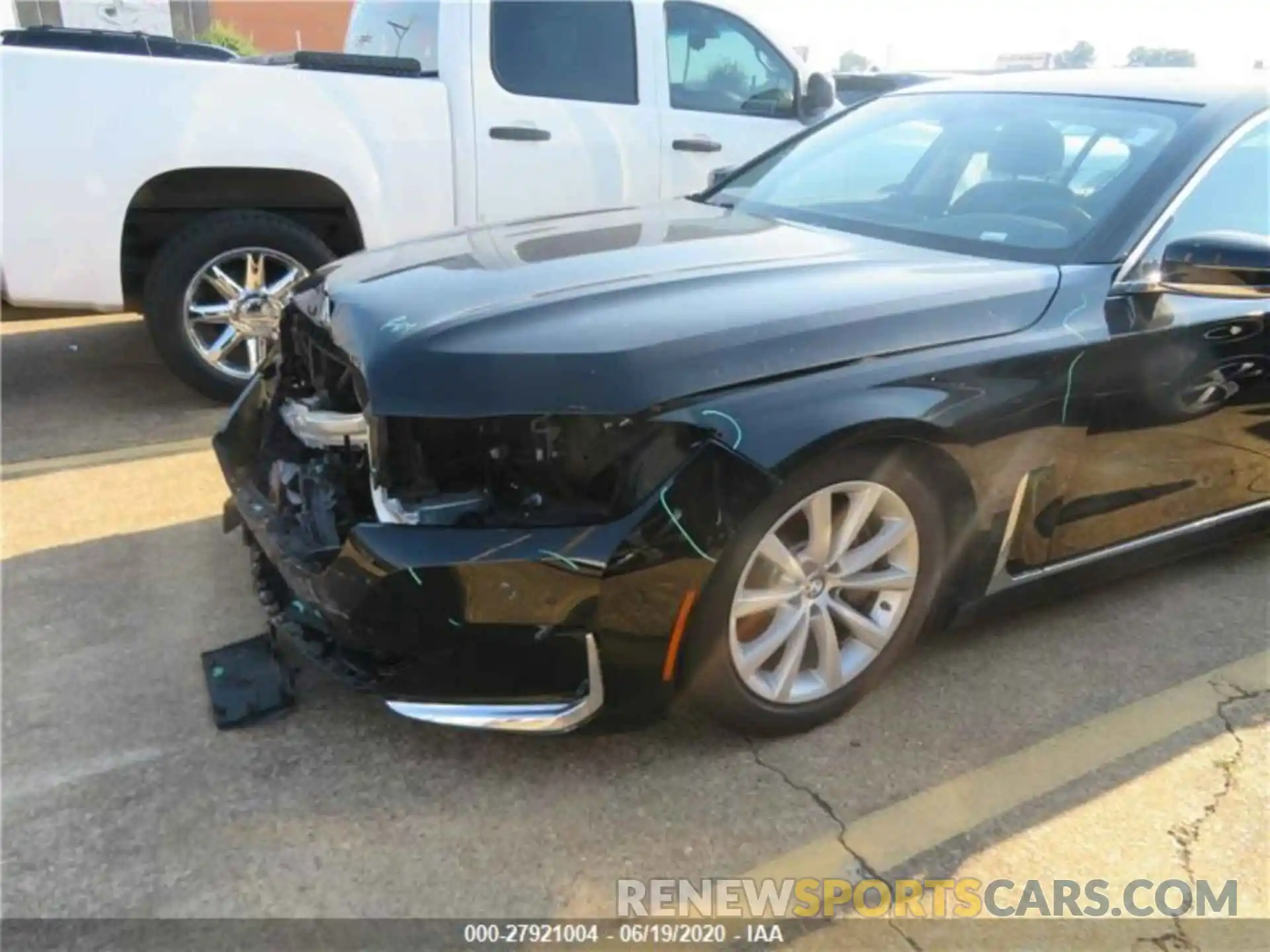 10 Photograph of a damaged car WBA7T4C02LGG62697 BMW 7 SERIES 2020