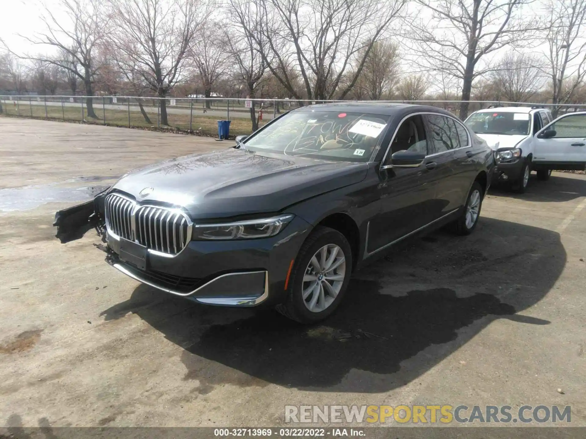 4 Photograph of a damaged car WBA7T4C02LGG62778 BMW 7 SERIES 2020