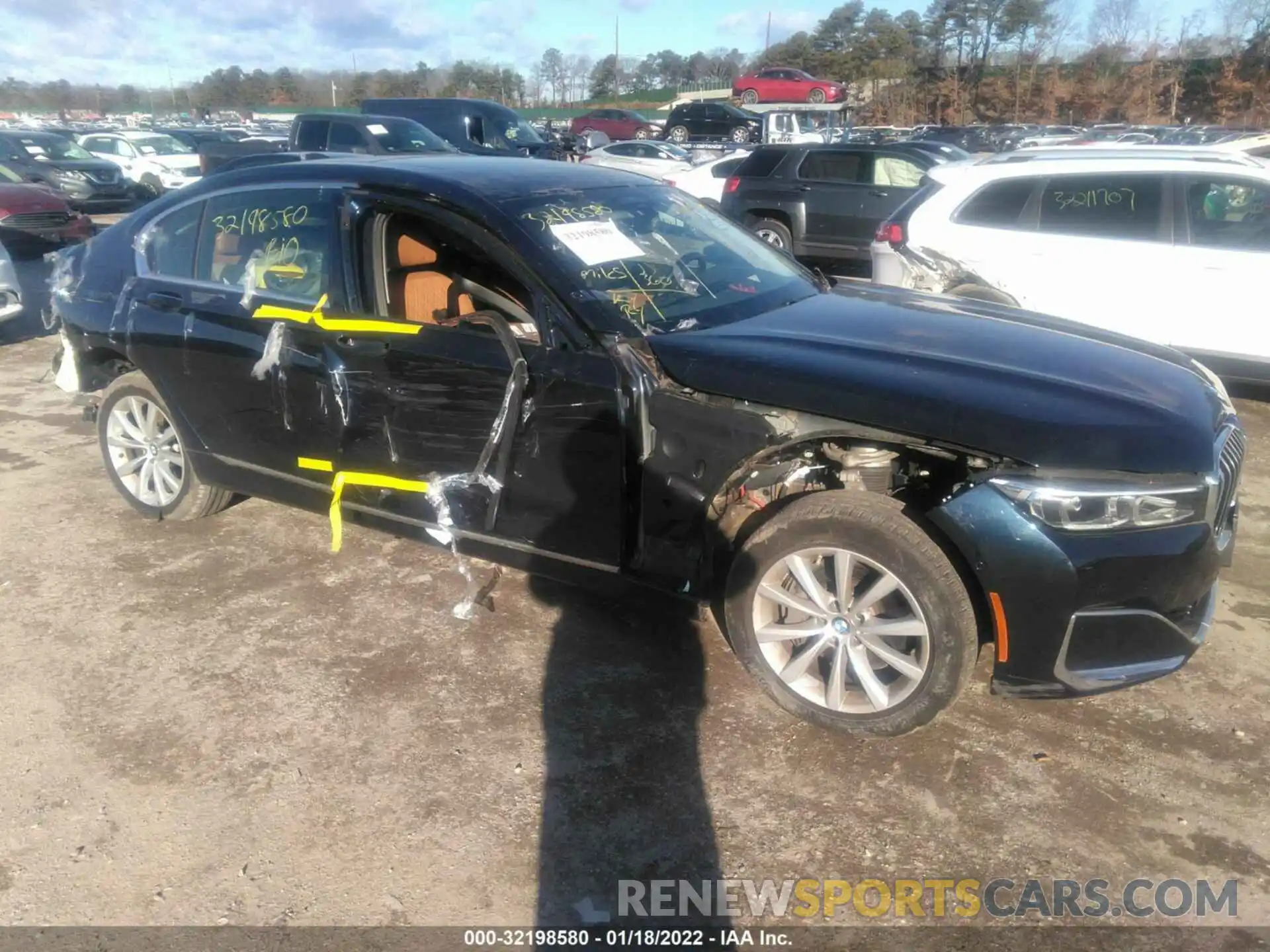 1 Photograph of a damaged car WBA7T4C06LCE15593 BMW 7 SERIES 2020