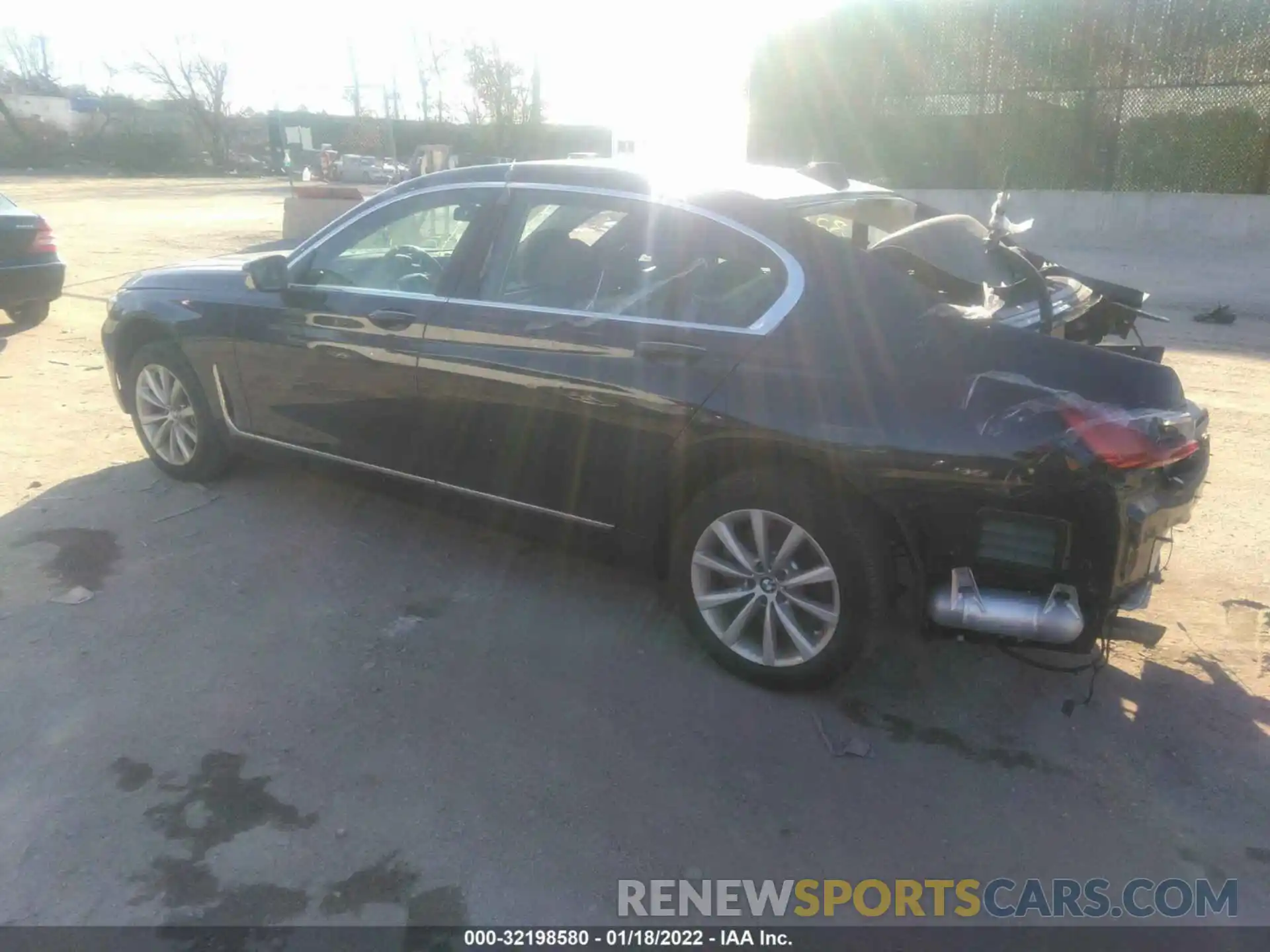 3 Photograph of a damaged car WBA7T4C06LCE15593 BMW 7 SERIES 2020