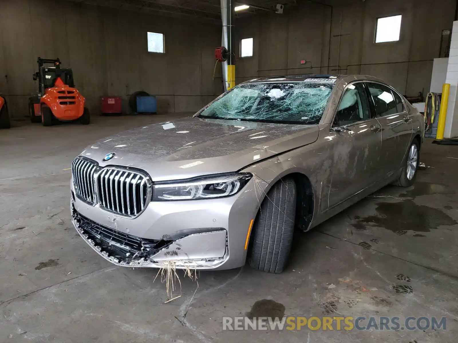 2 Photograph of a damaged car WBA7T4C07LCD64668 BMW 7 SERIES 2020