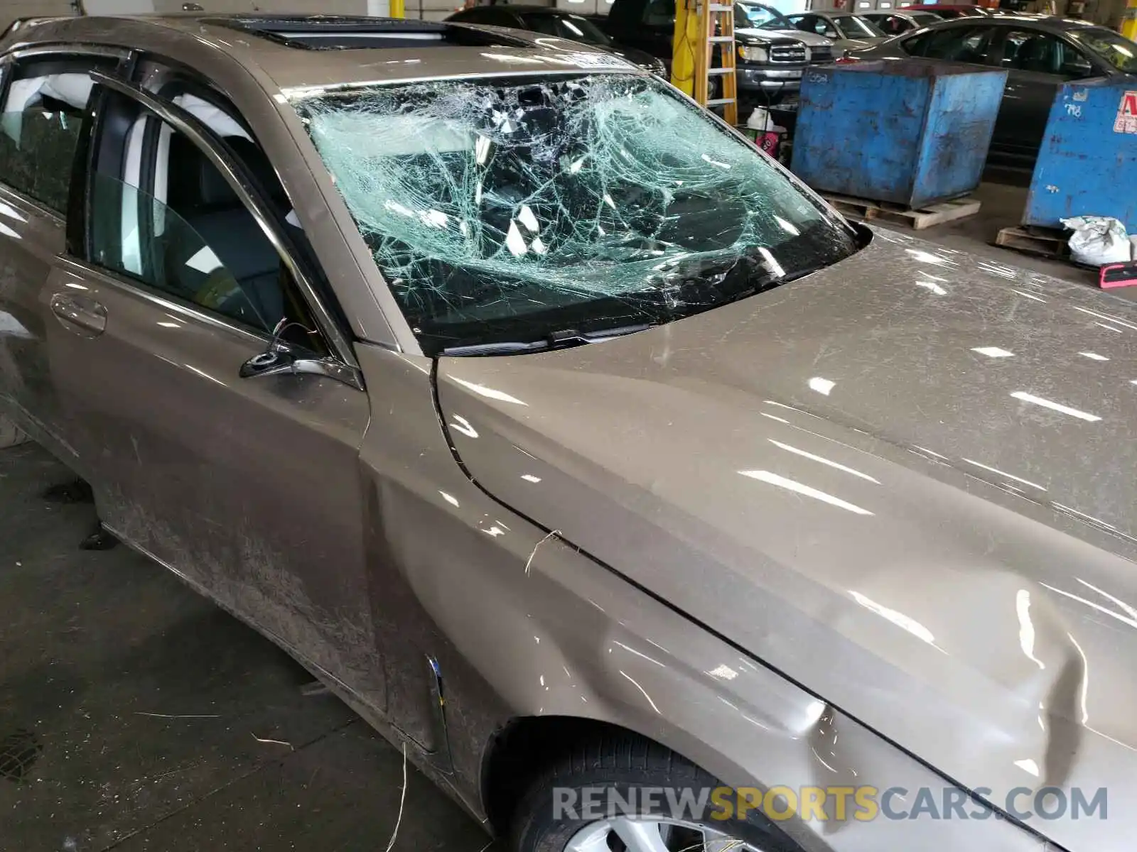 9 Photograph of a damaged car WBA7T4C07LCD64668 BMW 7 SERIES 2020