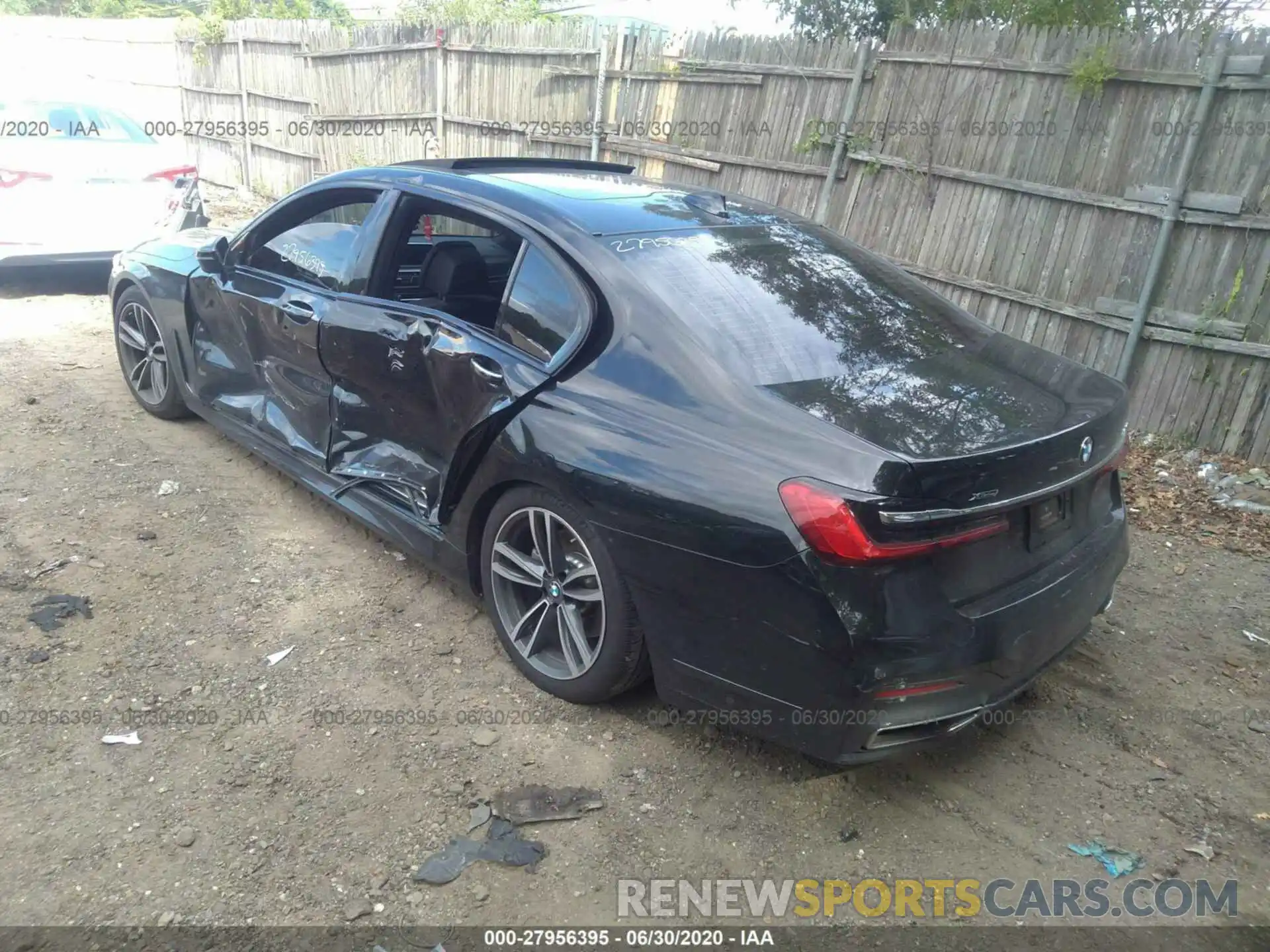 6 Photograph of a damaged car WBA7T4C0XLCD72585 BMW 7 SERIES 2020