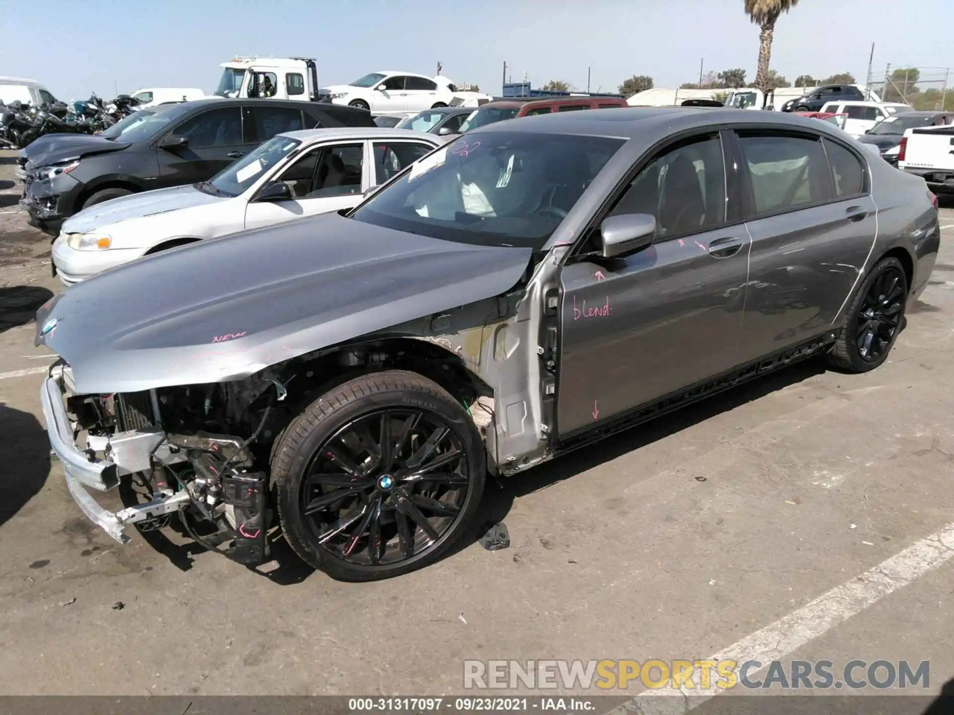 2 Photograph of a damaged car WBA7U2C00LBM62011 BMW 7 SERIES 2020