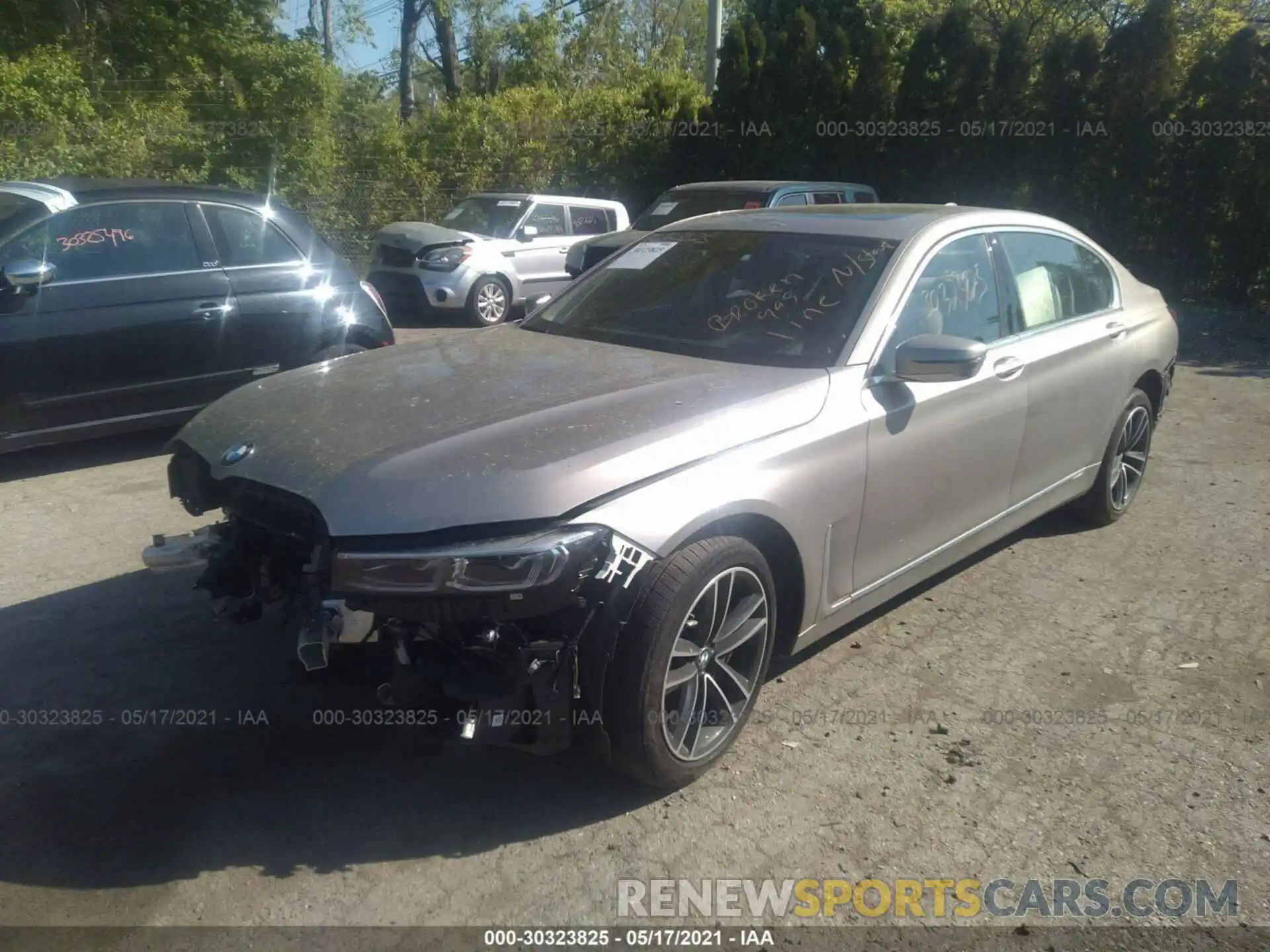 2 Фотография поврежденного автомобиля WBA7U2C04LBX84764 BMW 7 SERIES 2020