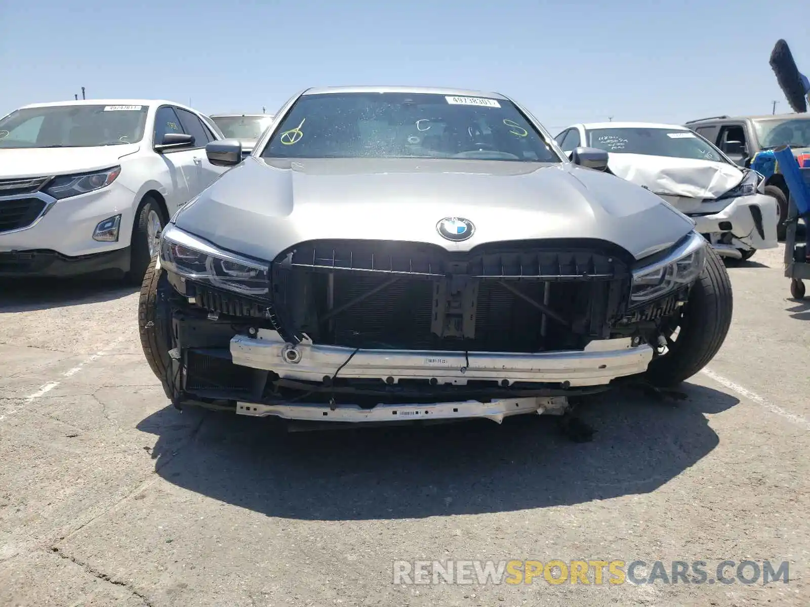 9 Photograph of a damaged car WBA7U2C06LGM27587 BMW 7 SERIES 2020