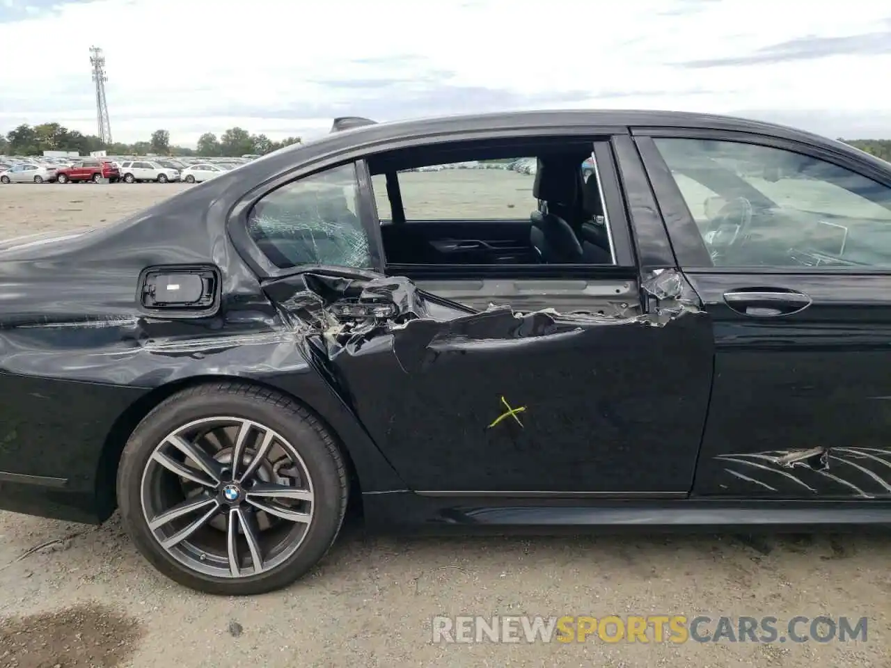 9 Photograph of a damaged car WBA7U2C07LBX84760 BMW 7 SERIES 2020